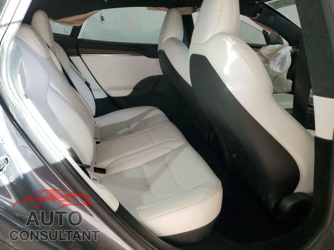 TESLA MODEL S 2021 - 5YJSA1E57MF429465
