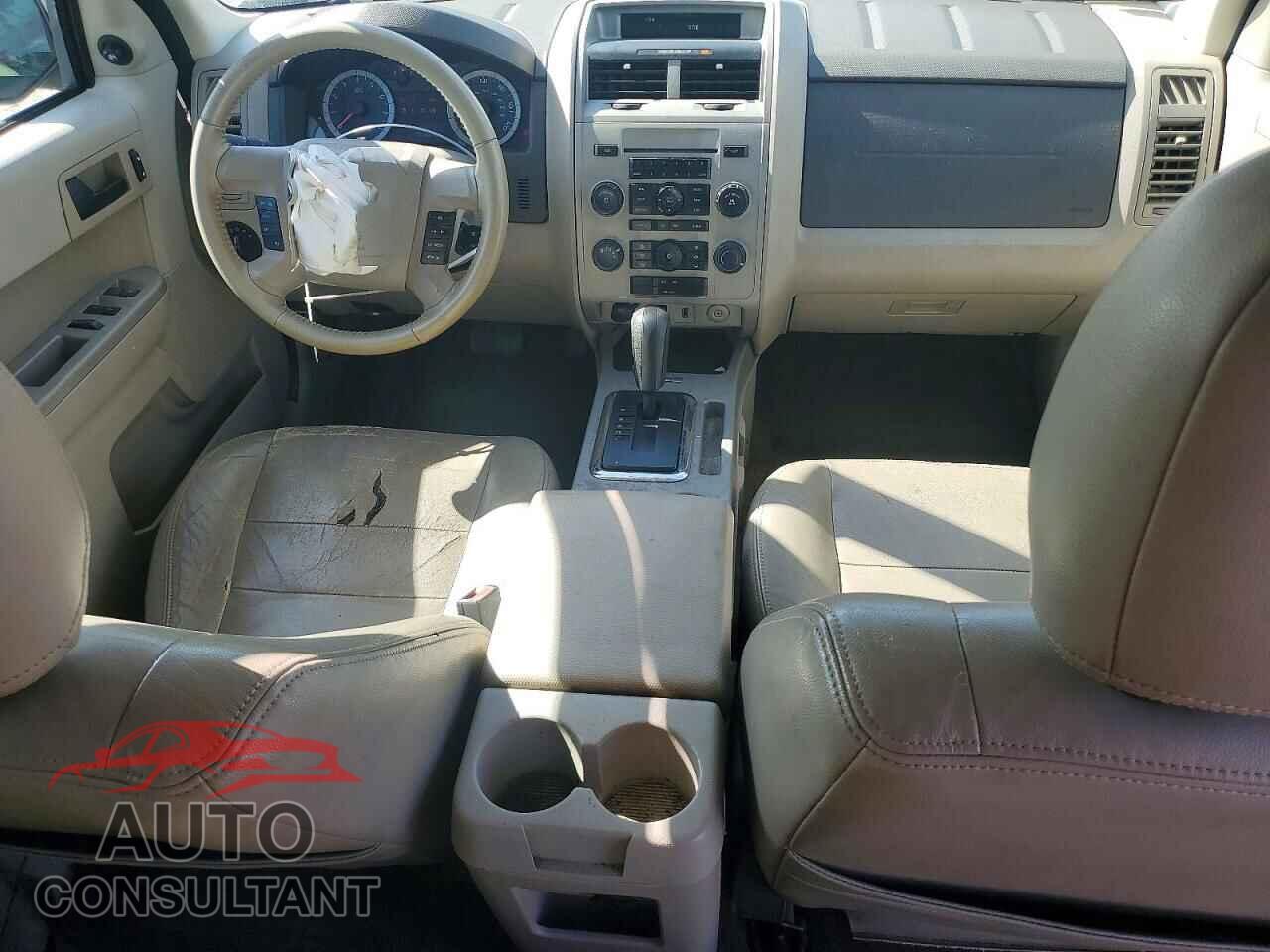 FORD ESCAPE 2010 - 1FMCU0D70AKD04861