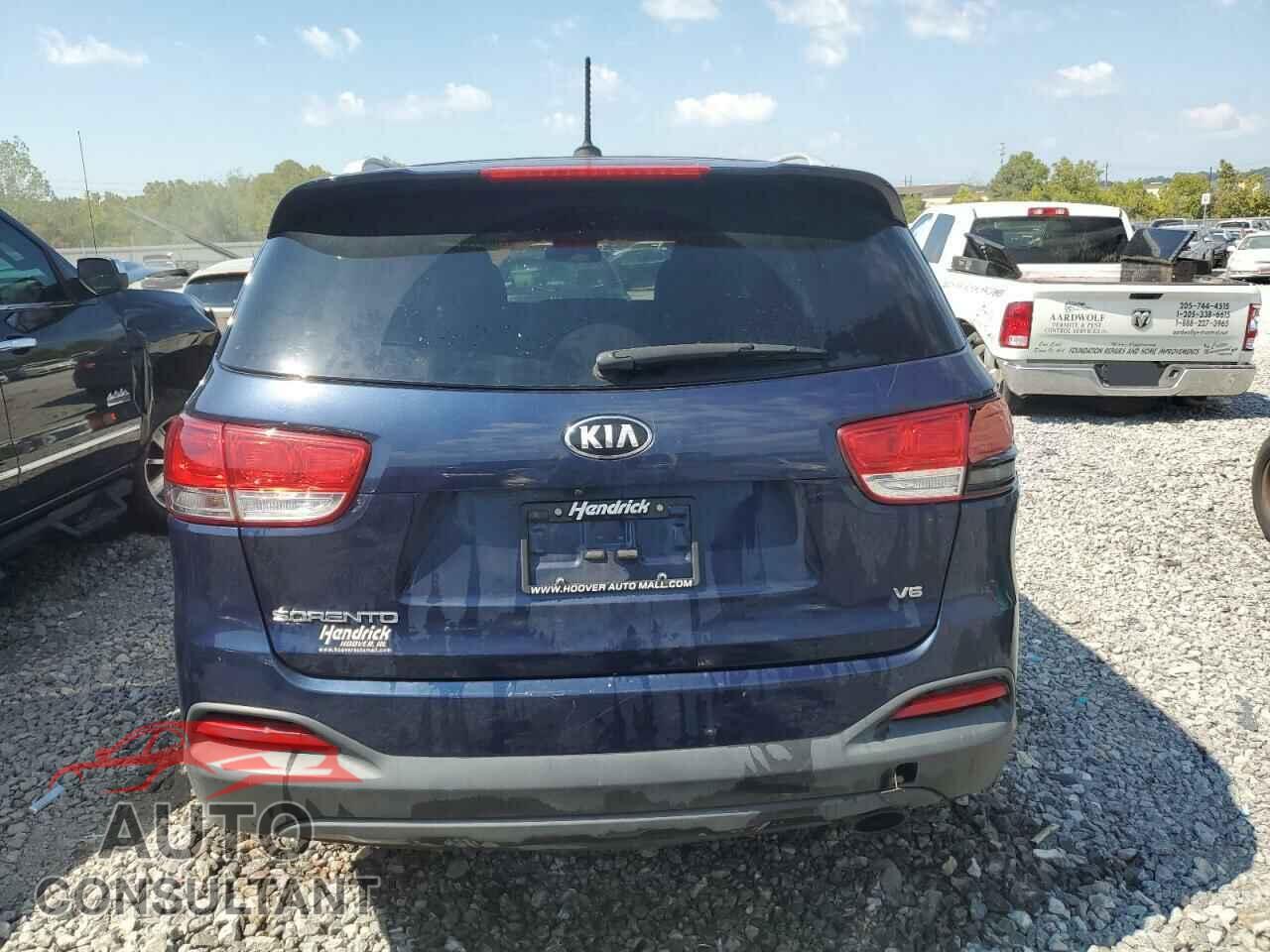 KIA SORENTO 2017 - 5XYPG4A52HG211881