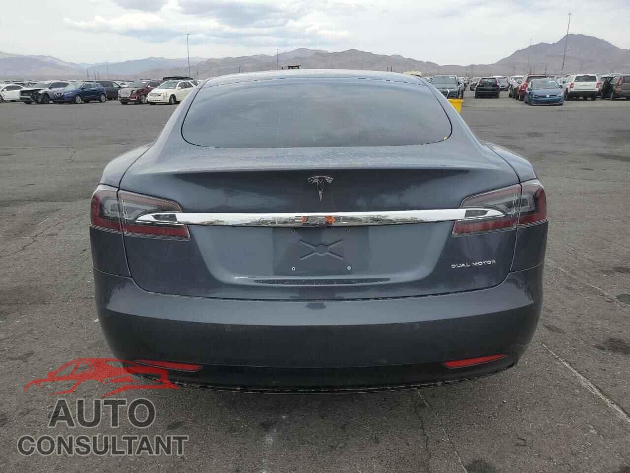 TESLA MODEL S 2020 - 5YJSA1E26LF363317