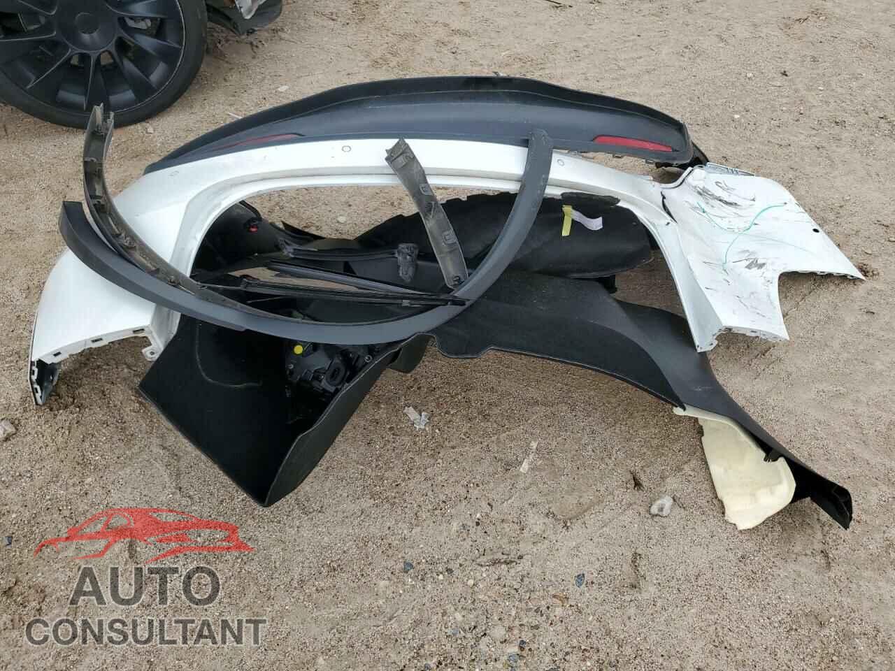 TESLA MODEL Y 2022 - 7SAYGDEE3NF331483