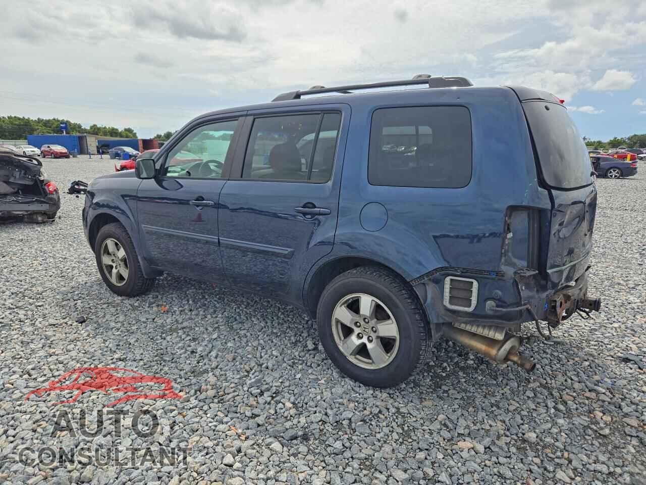HONDA PILOT 2011 - 5FNYF4H51BB030556