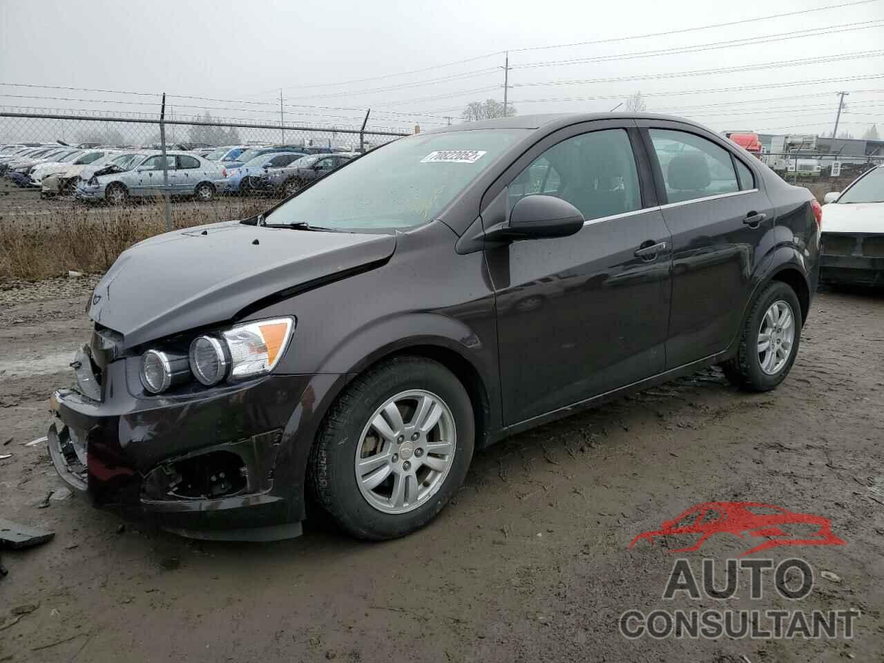 CHEVROLET SONIC 2015 - 1G1JC5SG5F4190827