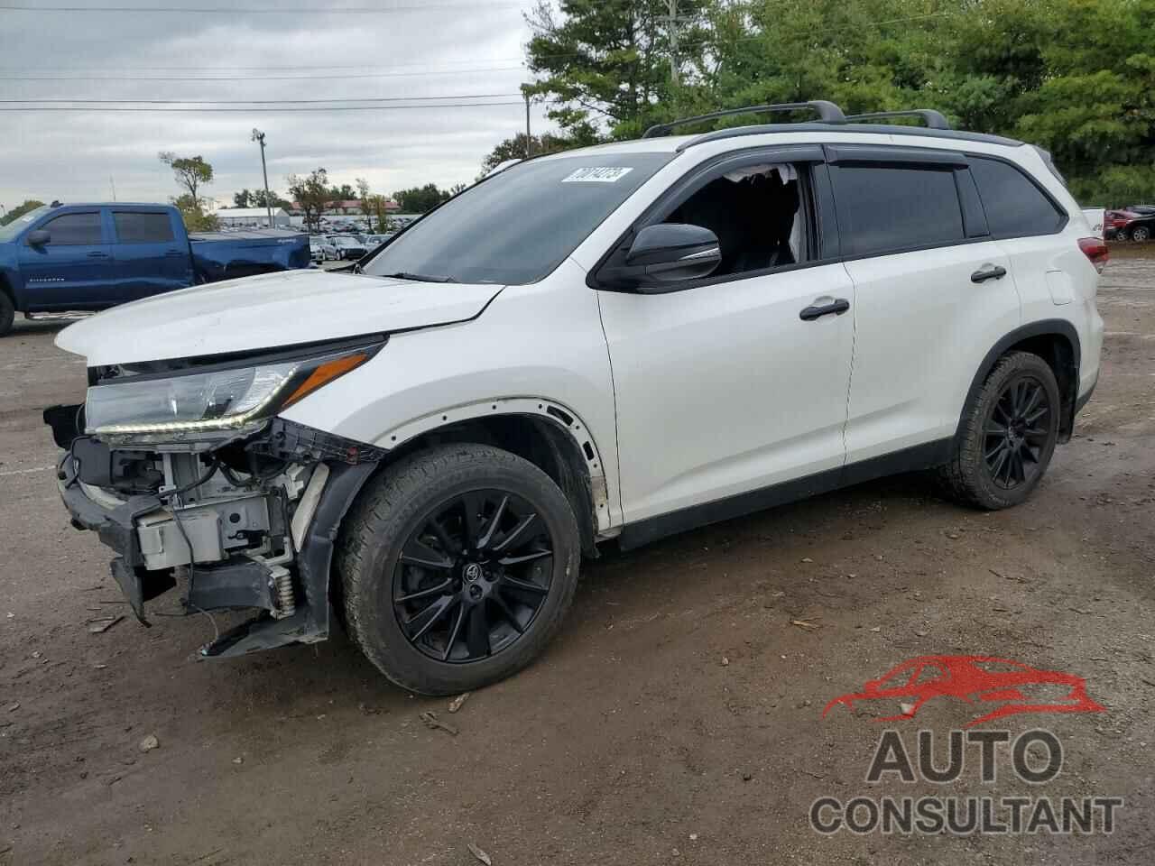 TOYOTA HIGHLANDER 2019 - 5TDJZRFH8KS982257