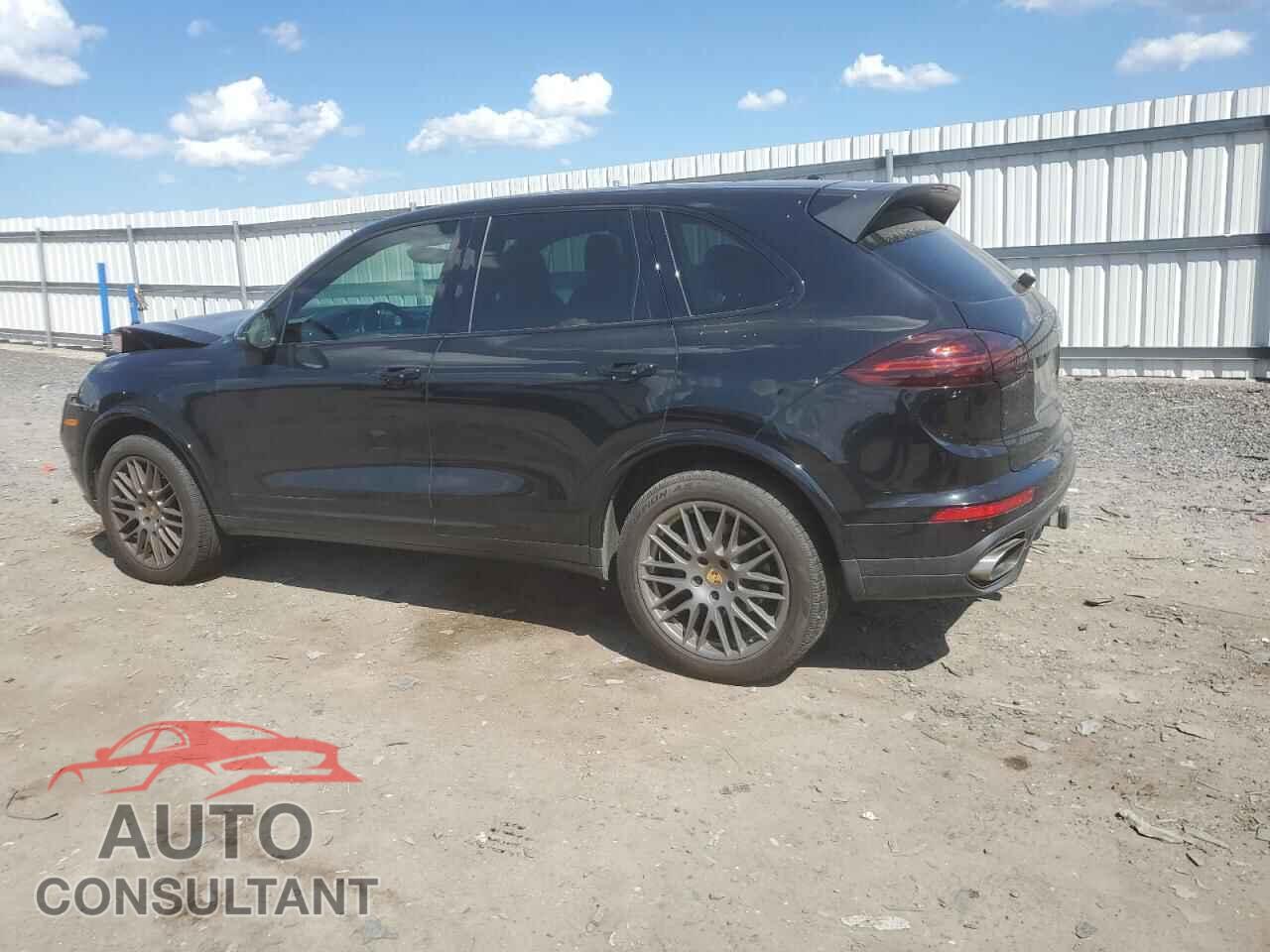 PORSCHE CAYENNE 2017 - WP1AA2A23HKA87890