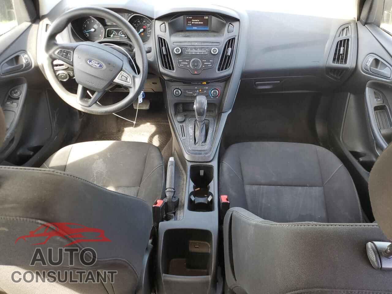 FORD FOCUS 2018 - 1FADP3E20JL291467