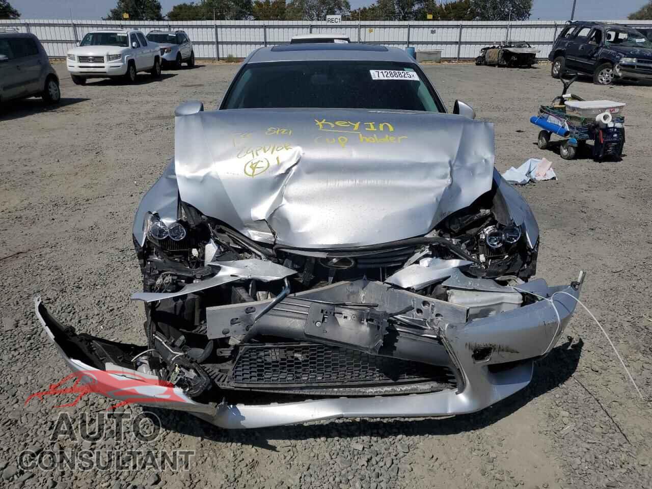 LEXUS IS 2014 - JTHBF1D28E5037721
