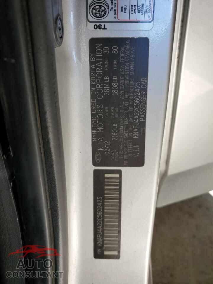 KIA FORTE 2012 - KNAFU4A22C5602425