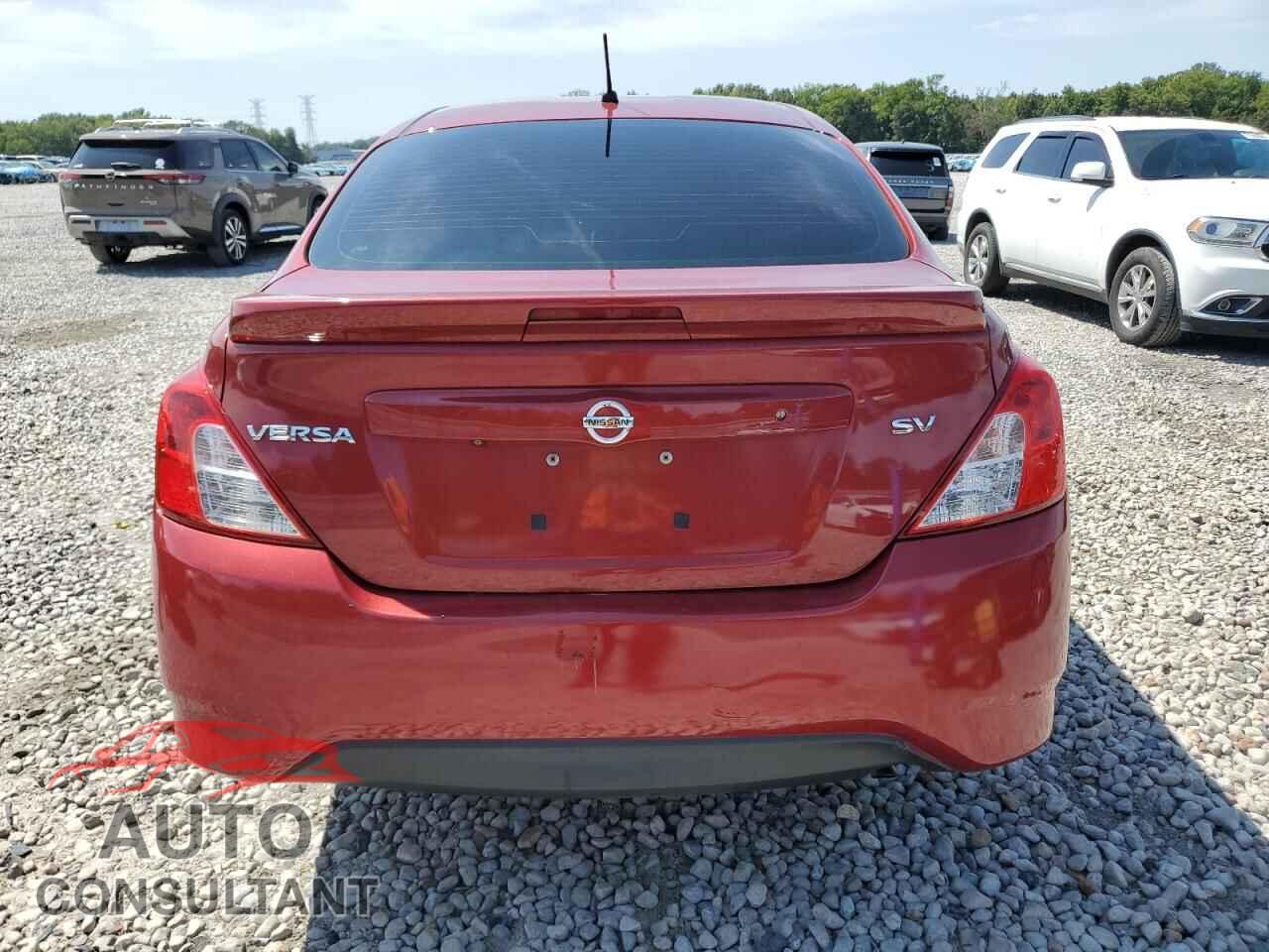 NISSAN VERSA 2019 - 3N1CN7AP8KL856495