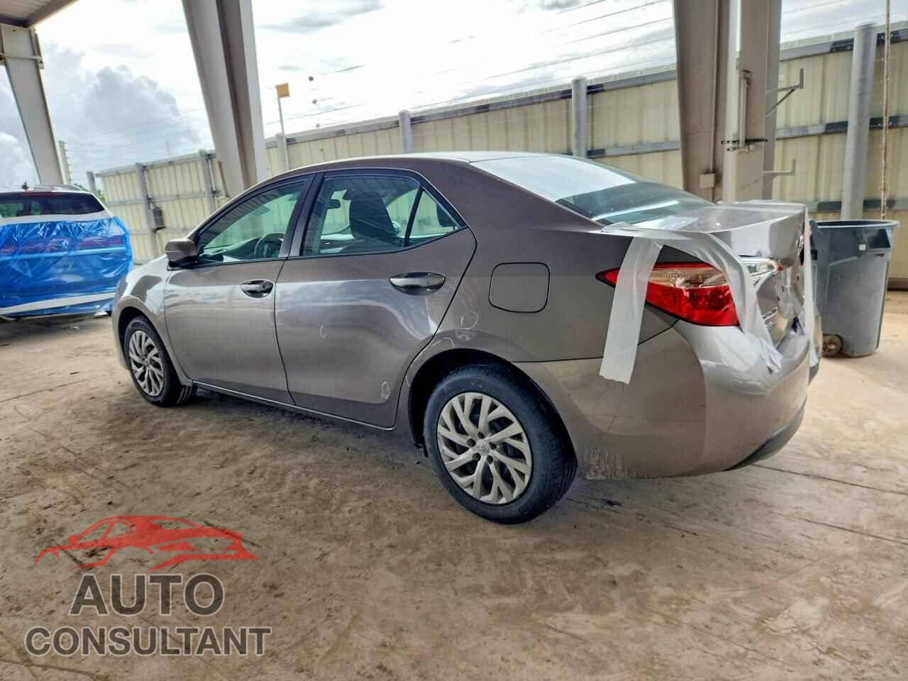 TOYOTA COROLLA 2017 - 5YFBURHE2HP662391