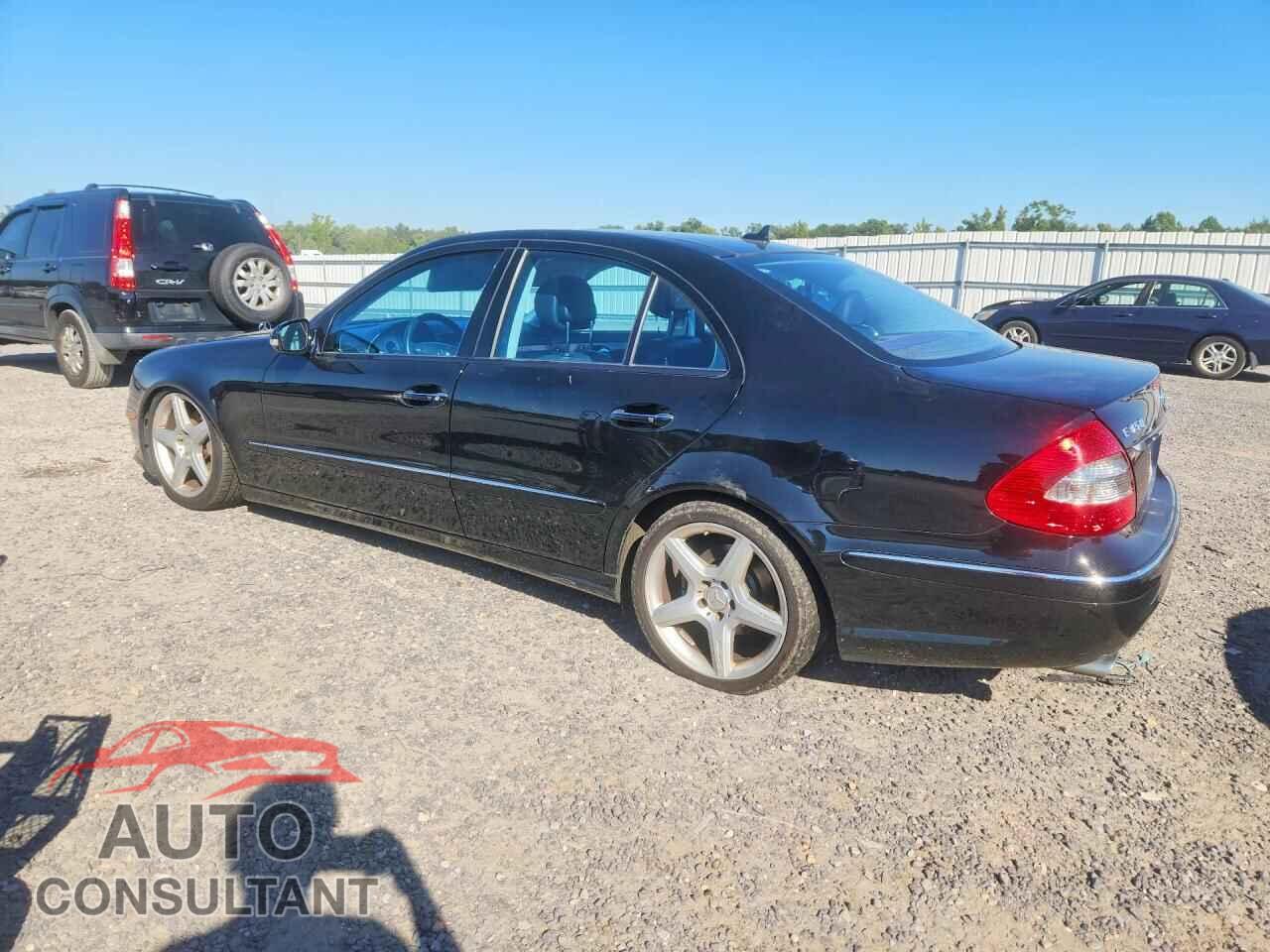 MERCEDES-BENZ E-CLASS 2009 - WDBUF56X49B423651