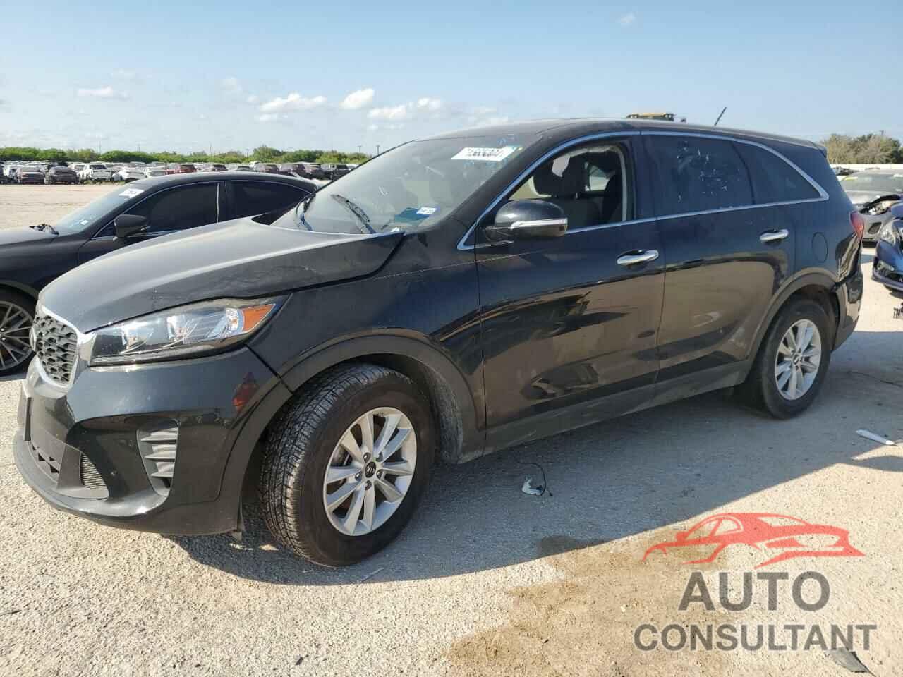KIA SORENTO 2019 - 5XYPG4A30KG561905