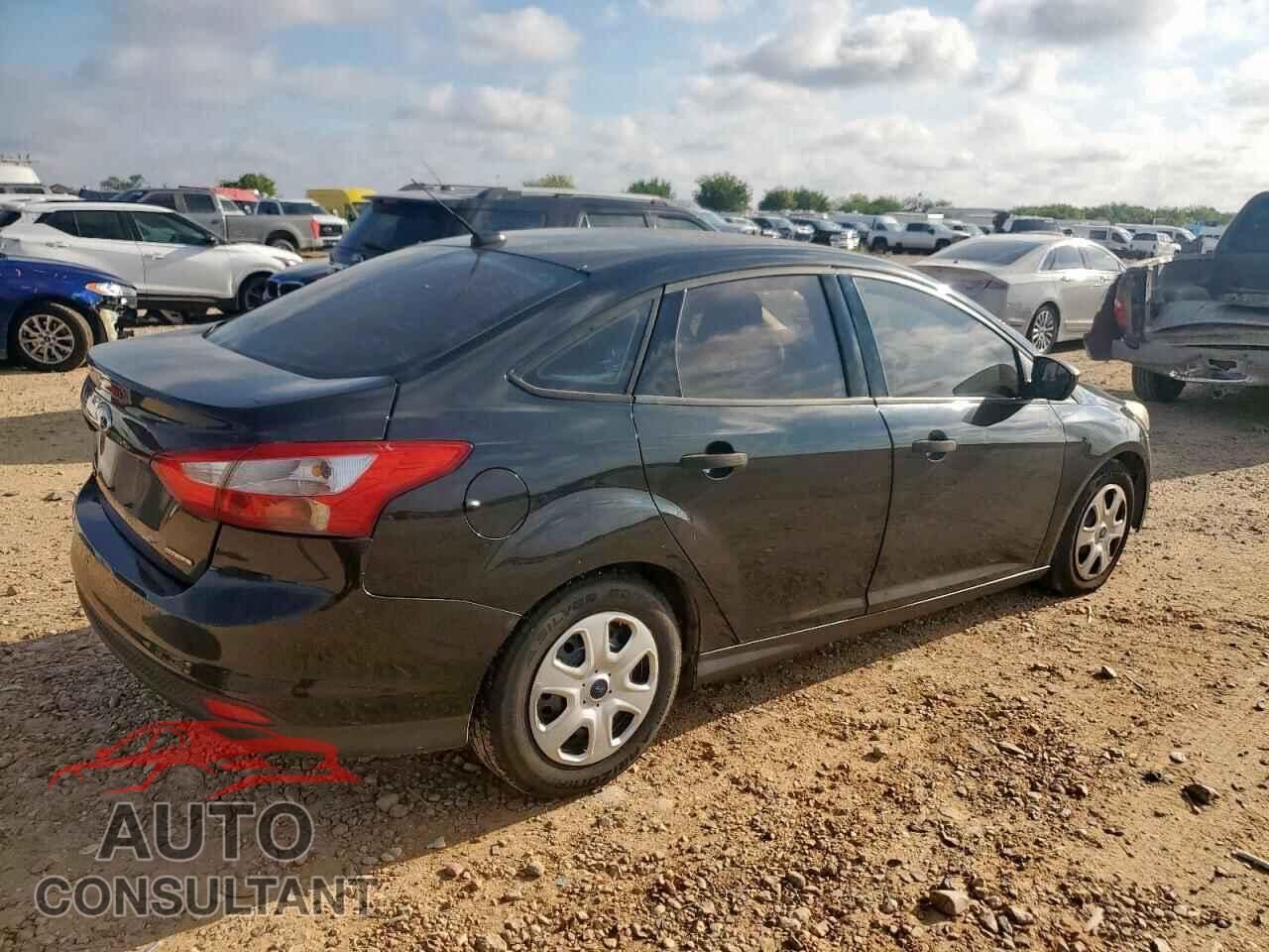 FORD FOCUS 2014 - 1FADP3E23EL183690