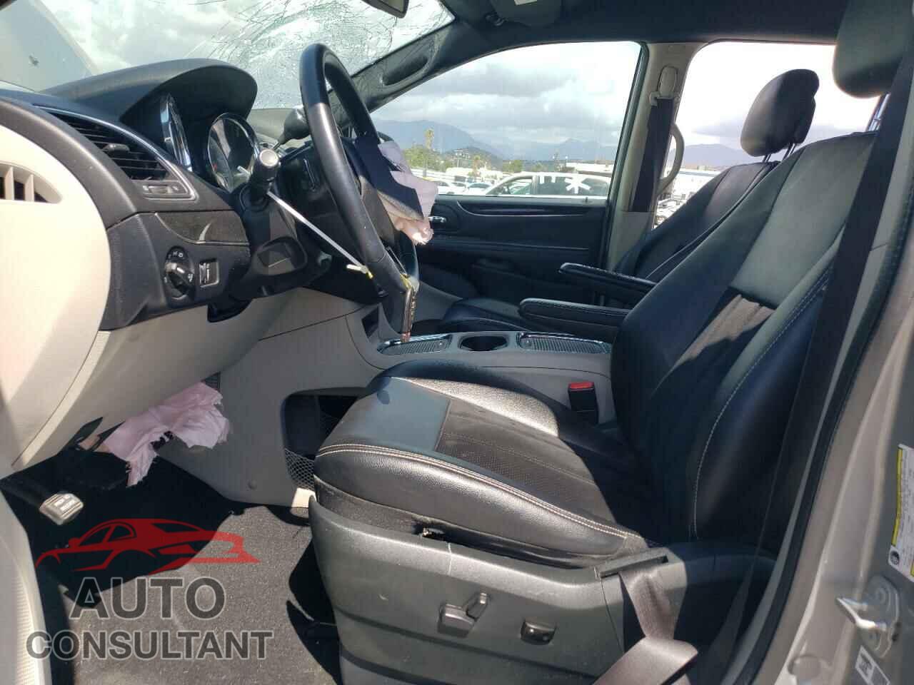 DODGE CARAVAN 2018 - 2C4RDGCG5JR250029