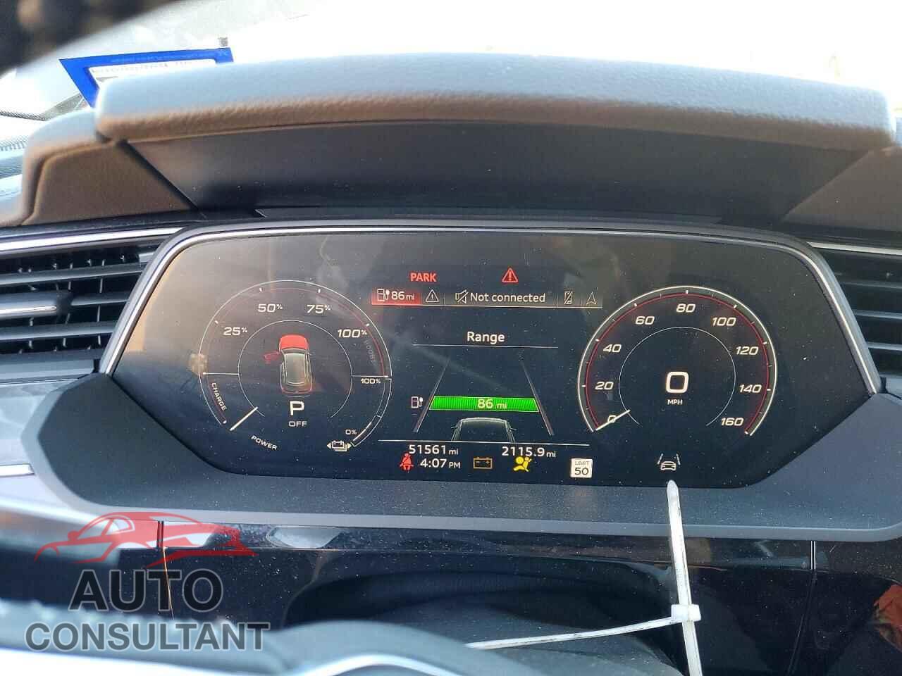 AUDI E-TRON 2021 - WA1LAAGE6MB028990