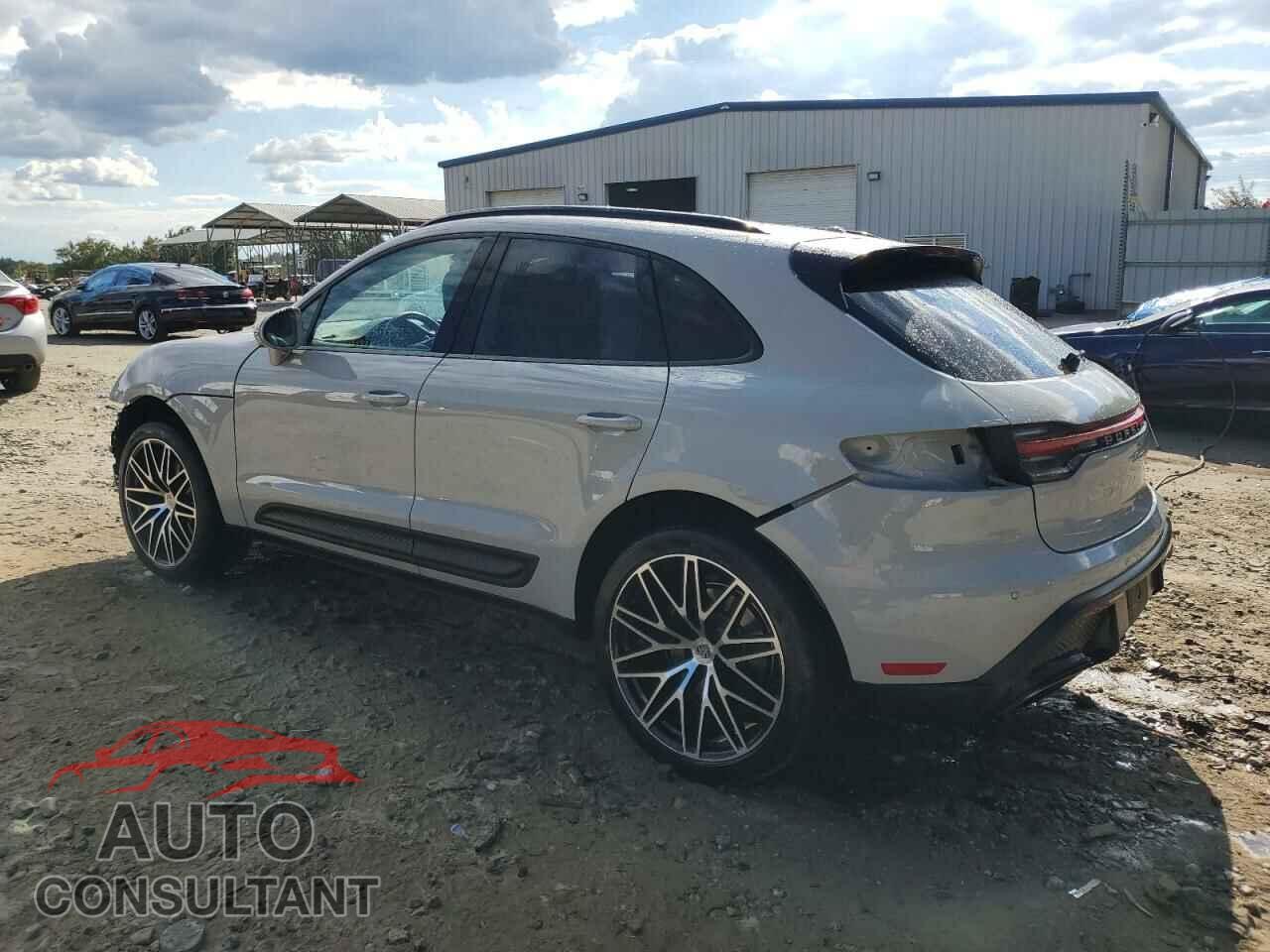 PORSCHE MACAN BASE 2023 - WP1AA2A57PLB10221