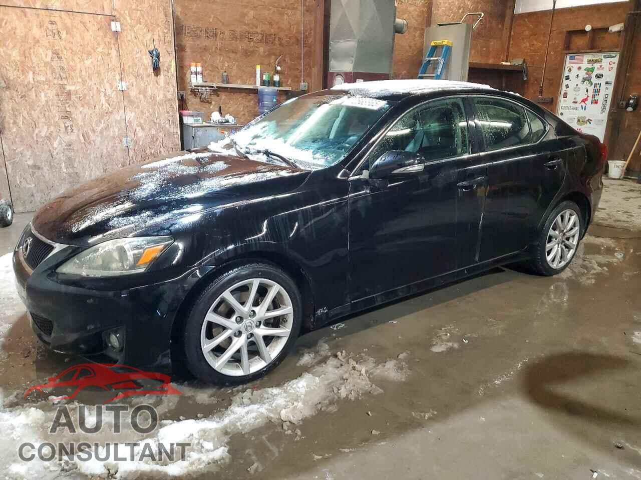 LEXUS IS 2011 - JTHCF5C22B5046309