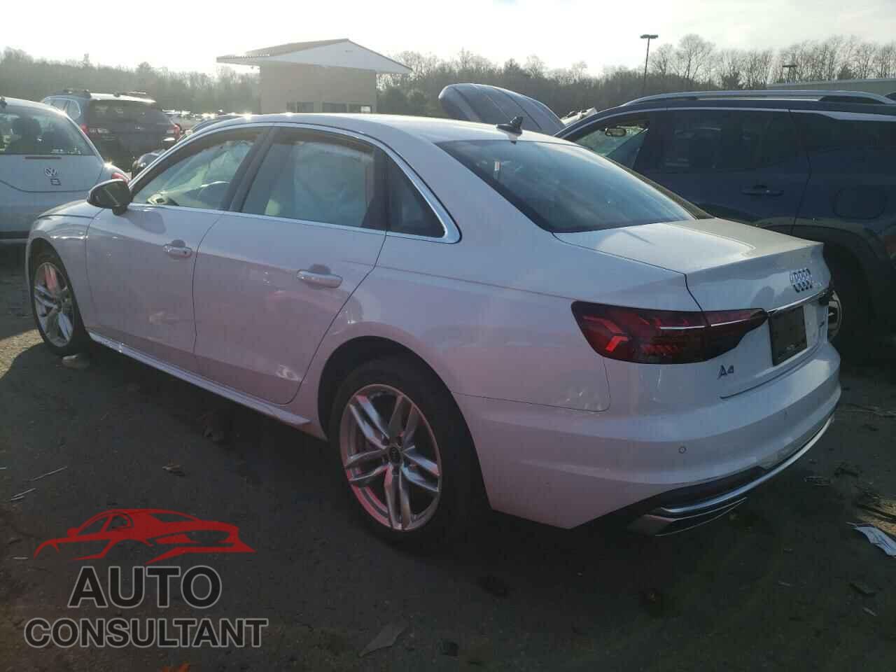 AUDI A4 2021 - WAUDAAF4XMA030876