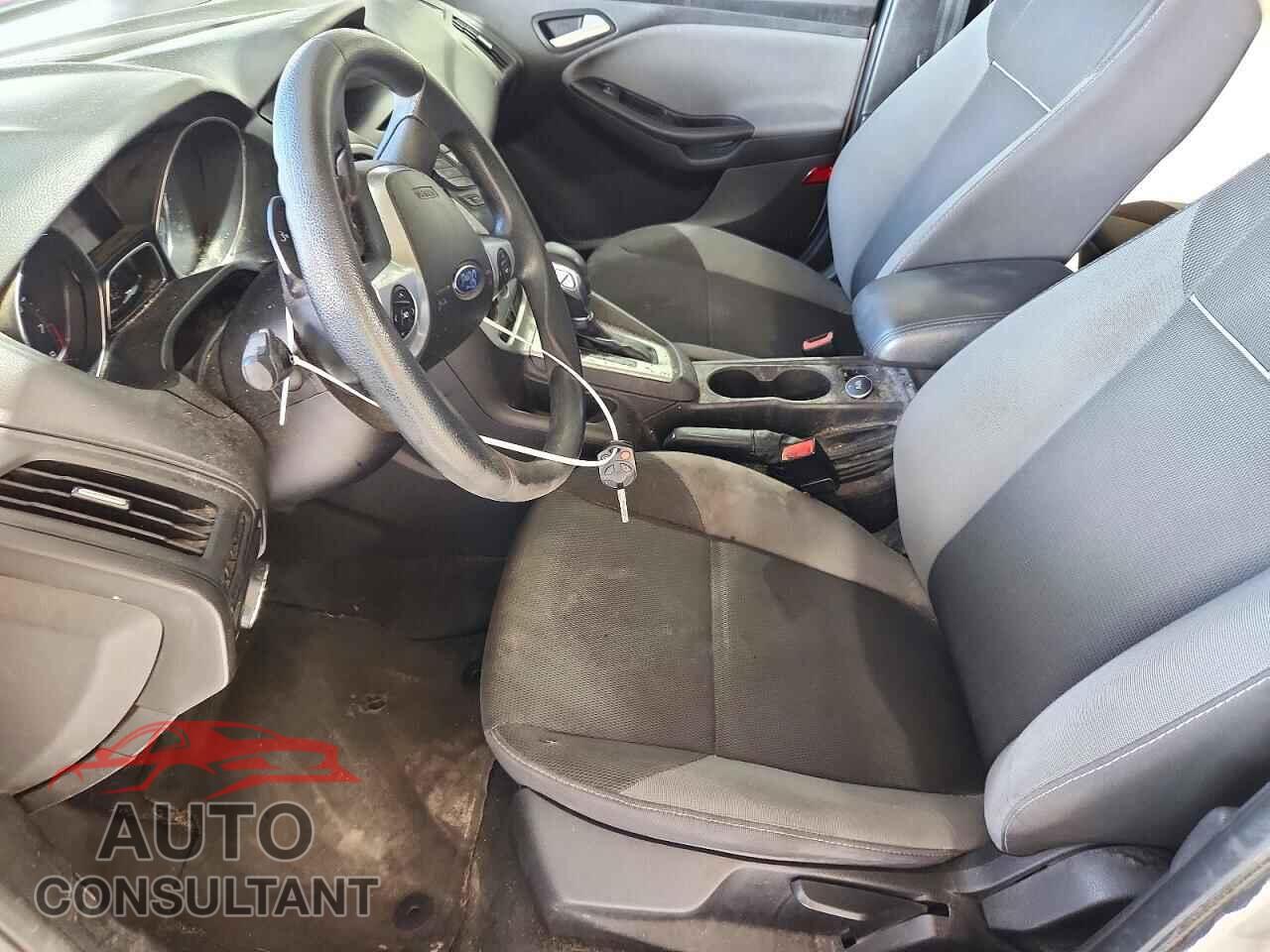 FORD FOCUS 2013 - 1FADP3K2XDL149569