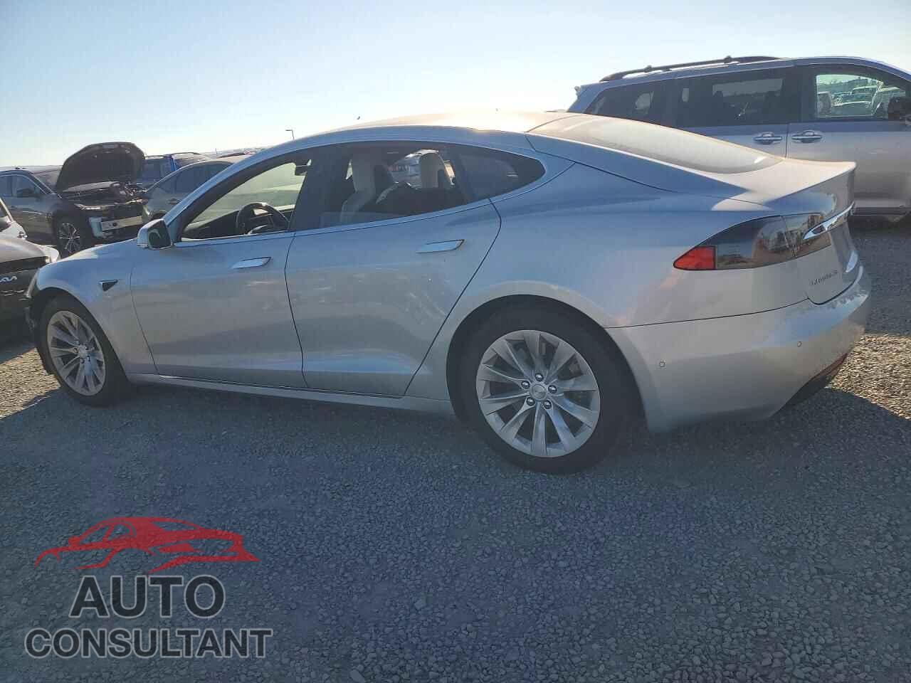 TESLA MODEL S 2016 - 5YJSA1E19GF174383