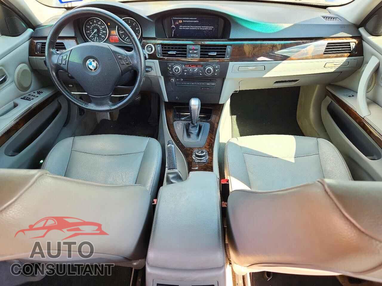 BMW 3 SERIES 2011 - WBAPH7C54BE681838