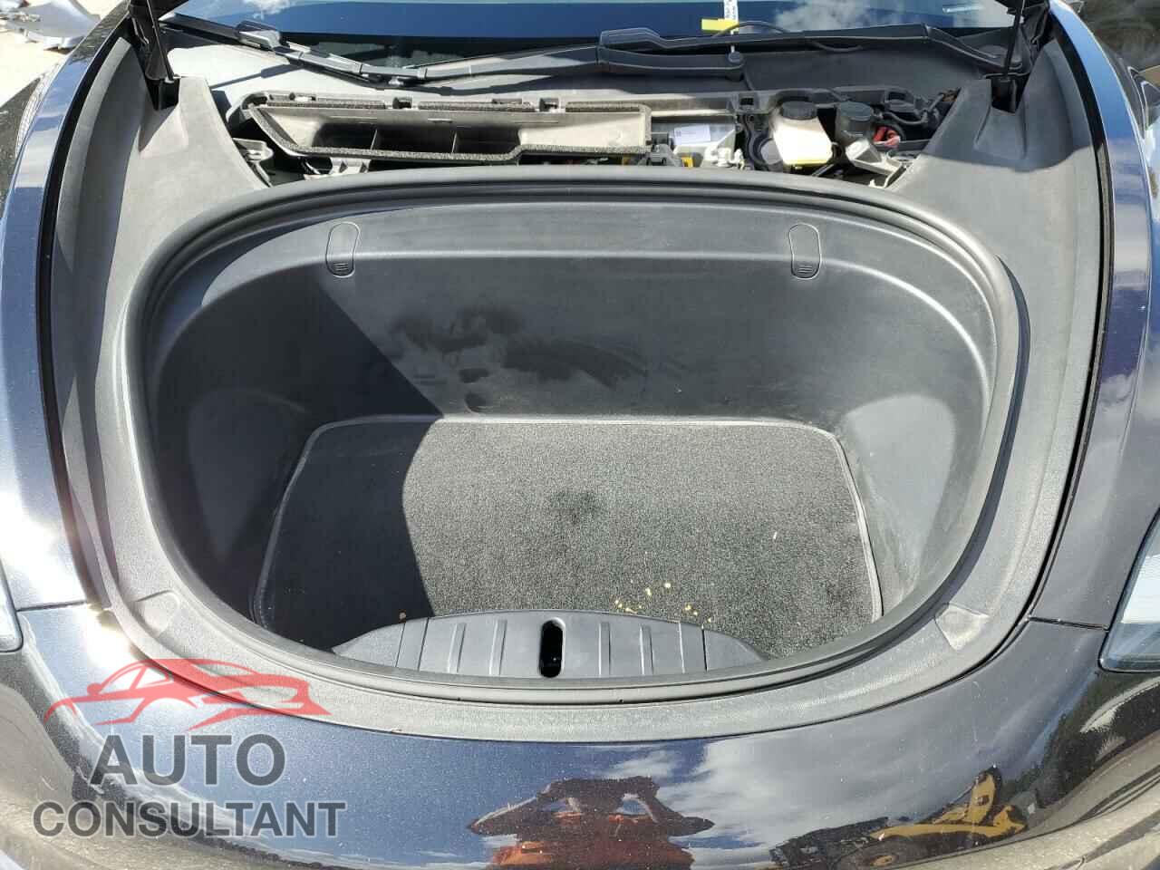 TESLA MODEL 3 2018 - 5YJ3E1EBXJF071739