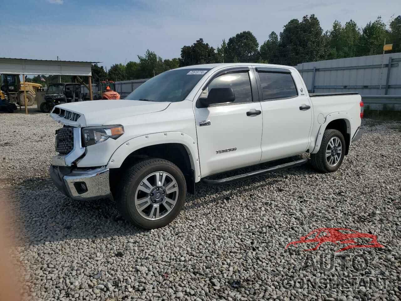 TOYOTA TUNDRA 2018 - 5TFDW5F15JX703258