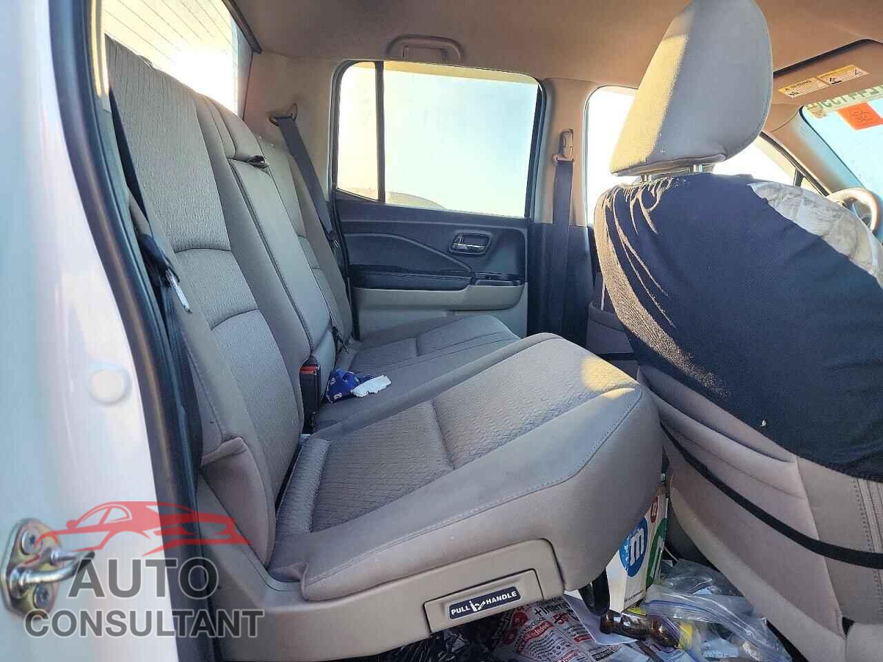 HONDA RIDGELINE 2017 - 5FPYK3F41HB020268