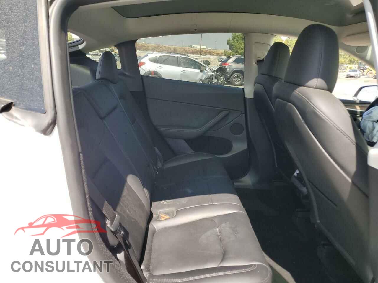 TESLA MODEL Y 2024 - 7SAYGDEDXRF092091