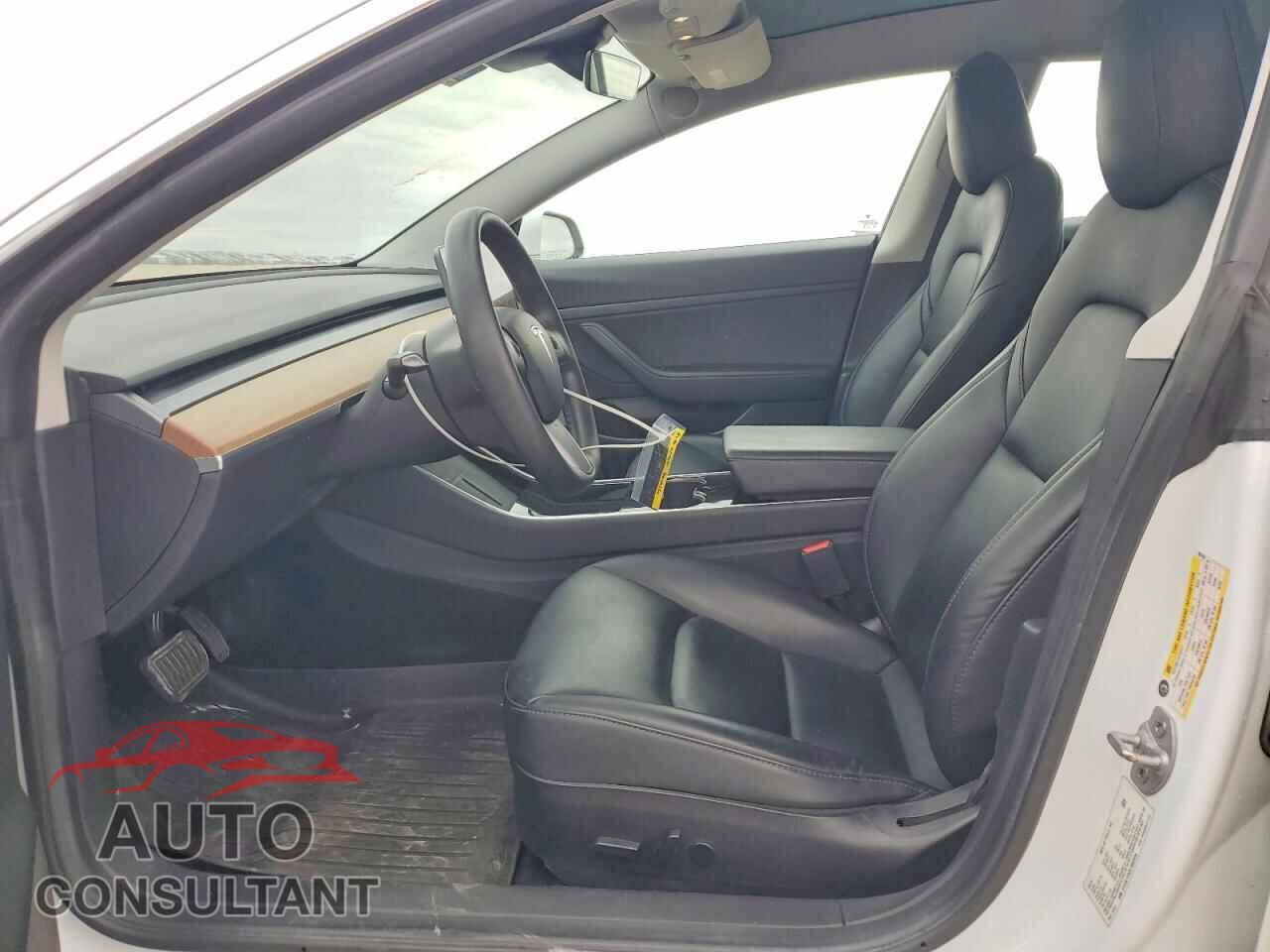 TESLA MODEL 3 2020 - 5YJ3E1EA3LF802456