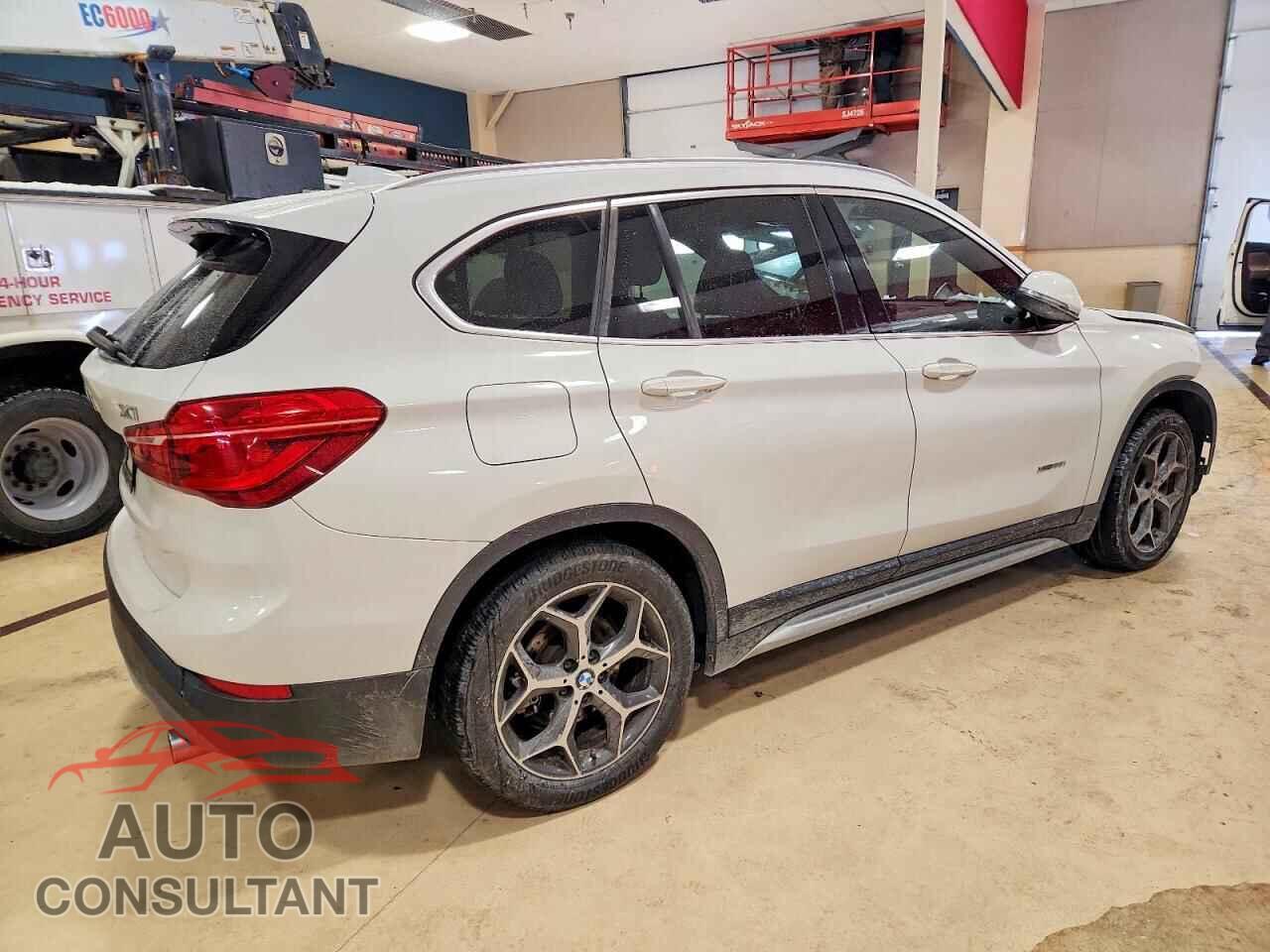 BMW X1 2017 - WBXHT3Z31H4A57732
