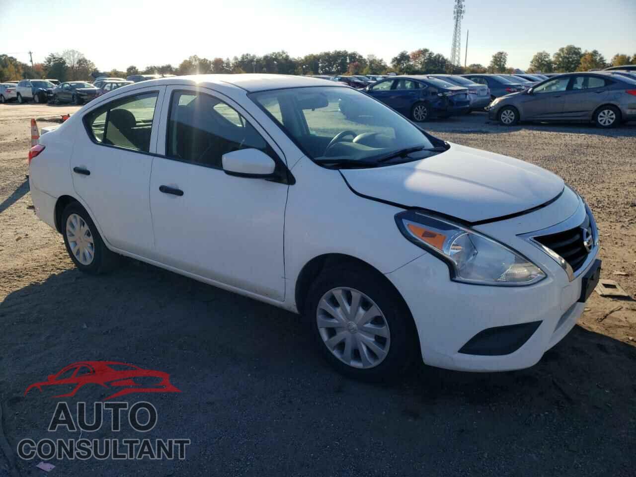 NISSAN VERSA 2017 - 3N1CN7AP3HL801302