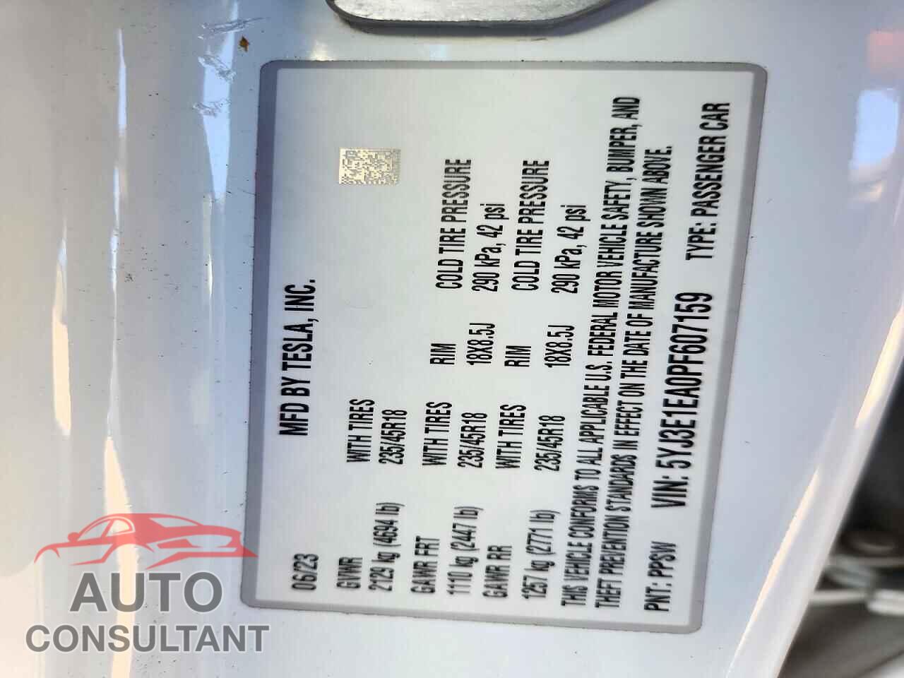 TESLA MODEL 3 2023 - 5YJ3E1EA0PF607159