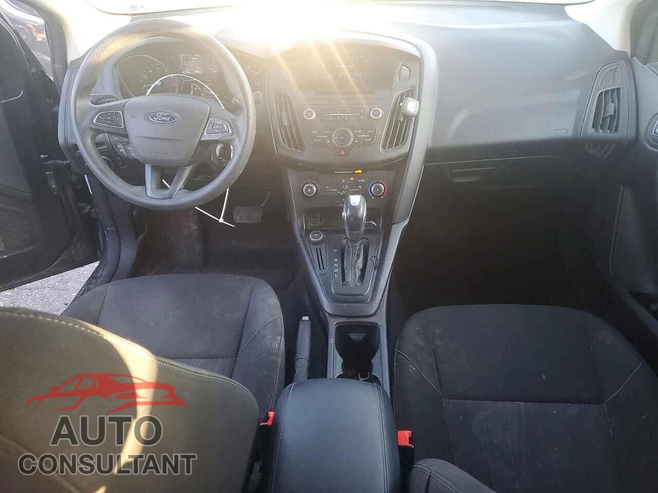 FORD FOCUS 2016 - 1FADP3F29GL220095