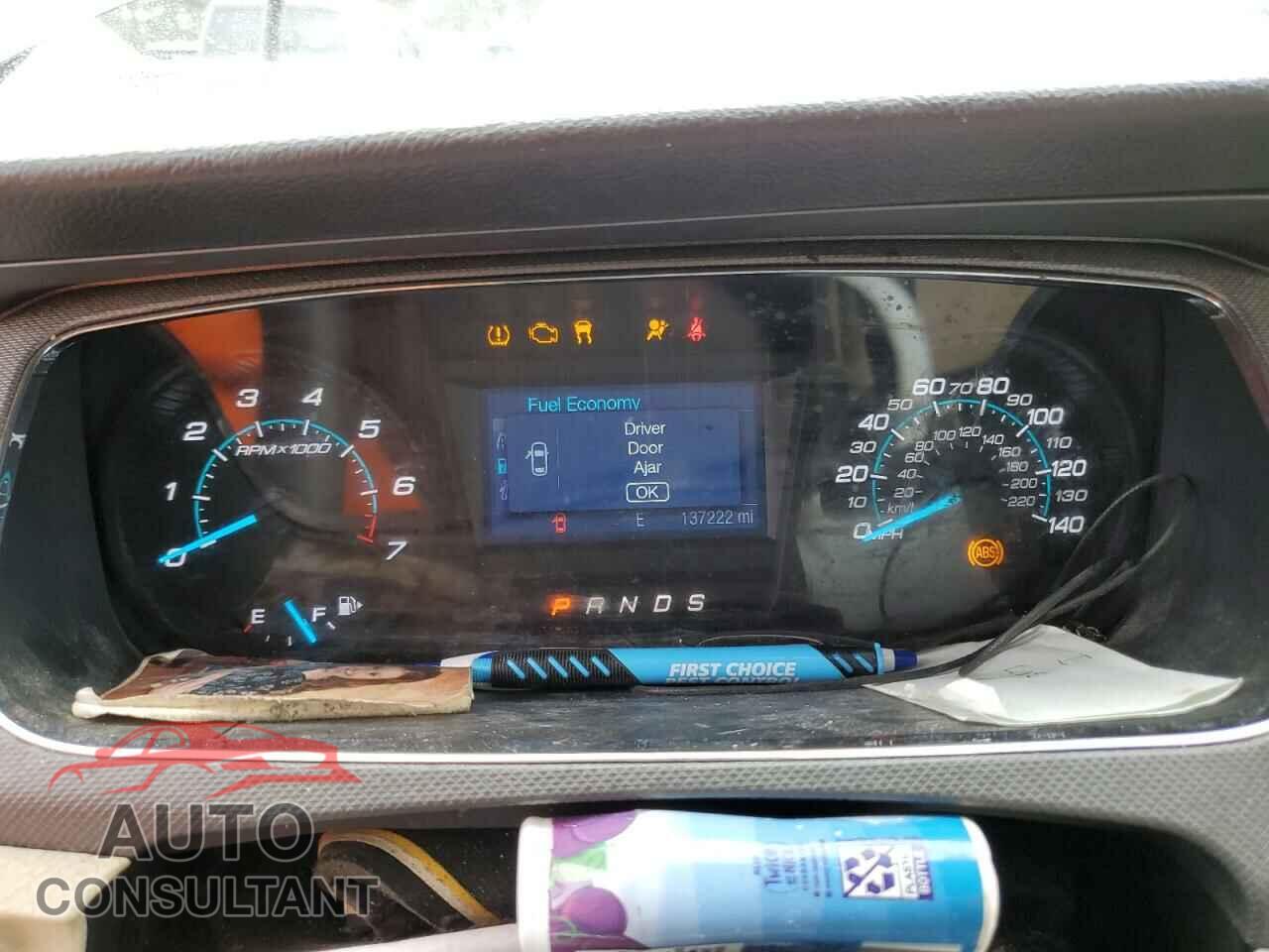 FORD TAURUS 2015 - 1FAHP2D86FG159301