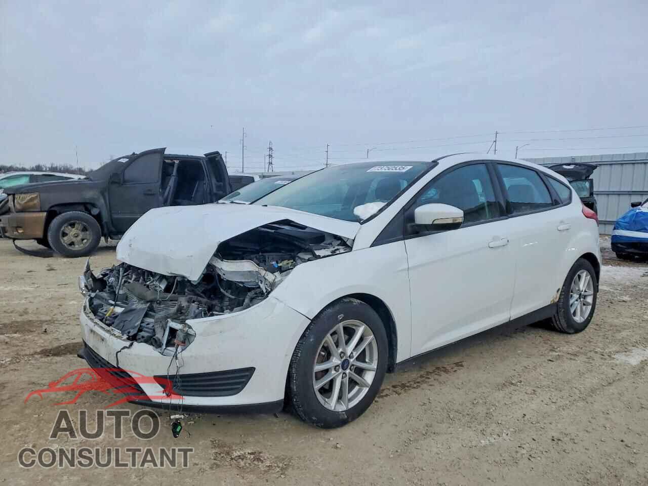 FORD FOCUS 2015 - 1FADP3K29FL366954