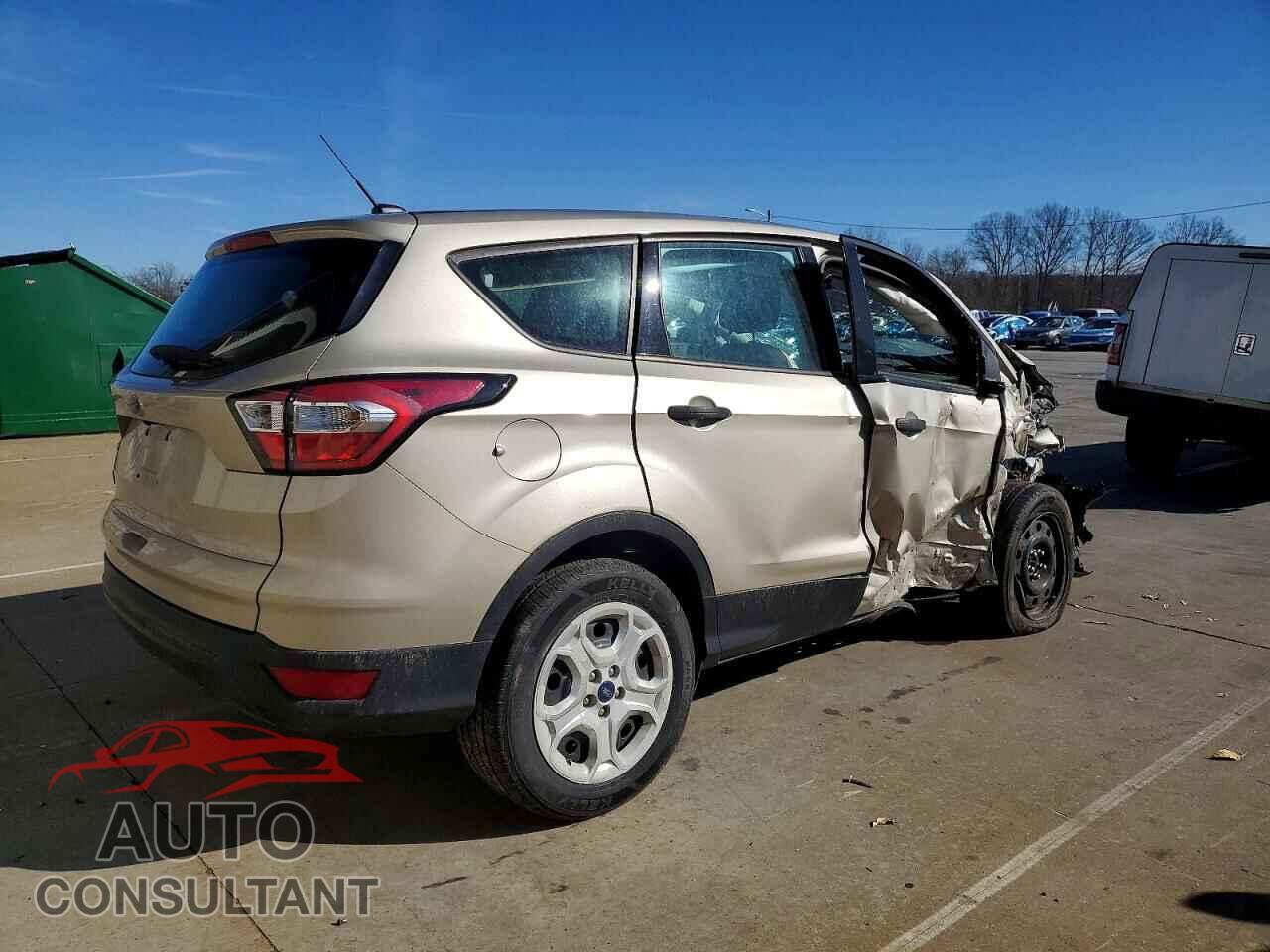 FORD ESCAPE 2017 - 1FMCU0F71HUC25341