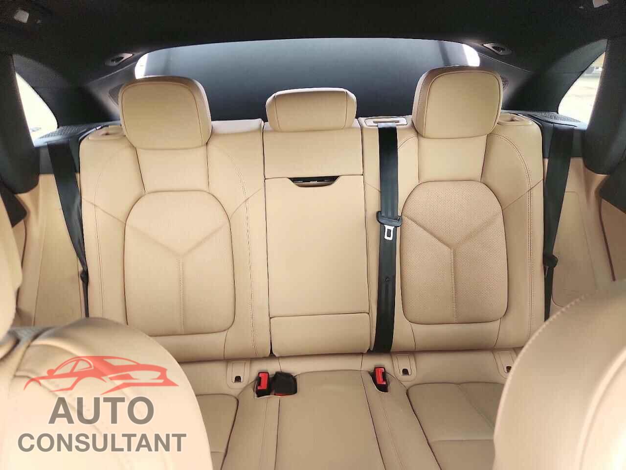 PORSCHE MACAN 2024 - WP1AA2A56RLB06020