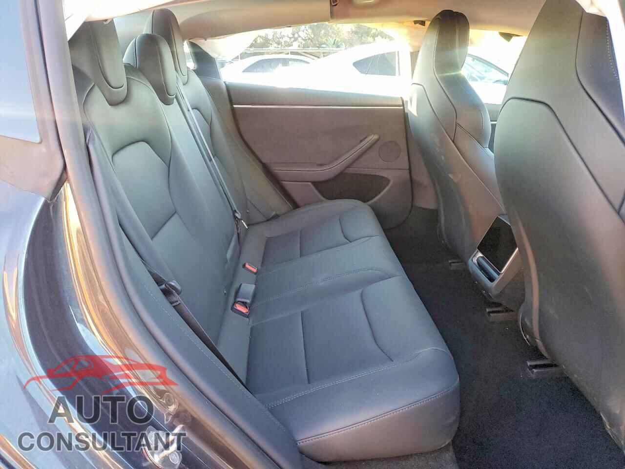 TESLA MODEL 3 2024 - 5YJ3E1ET7RF796249