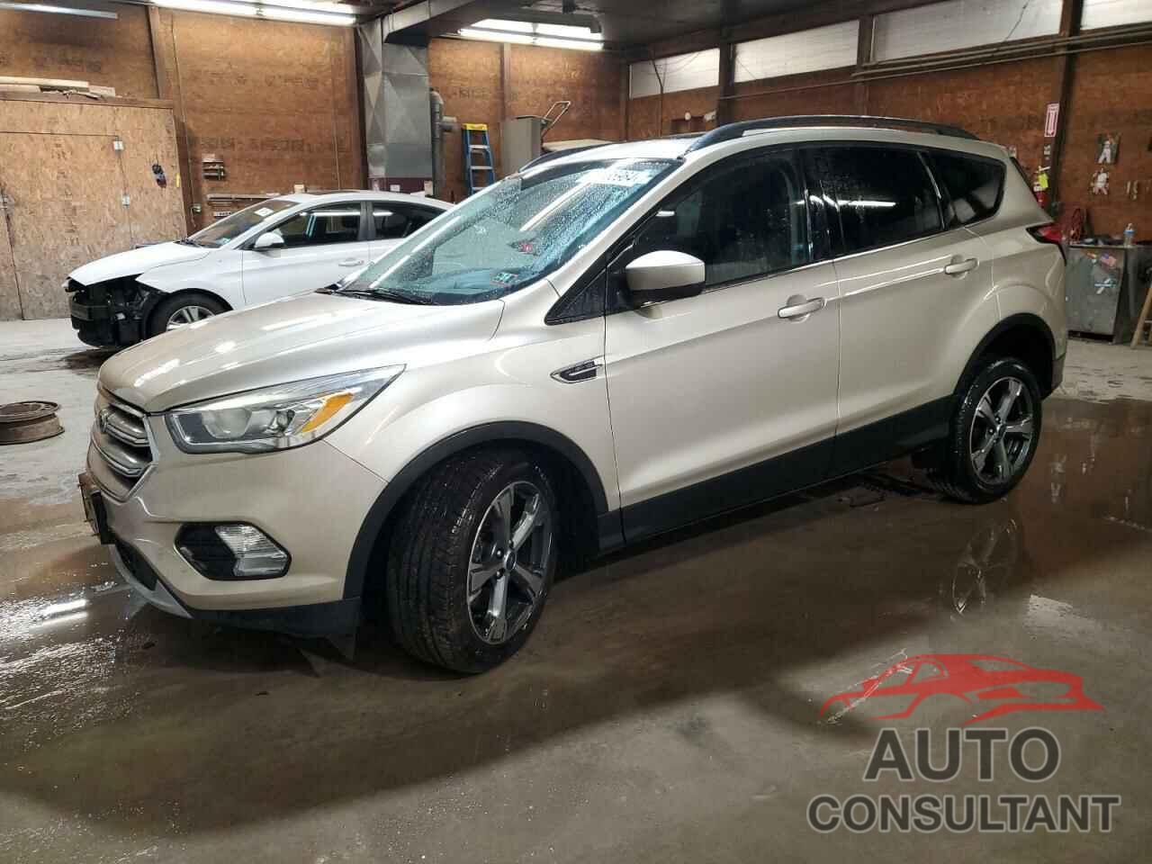 FORD ESCAPE 2017 - 1FMCU9GD9HUC83657