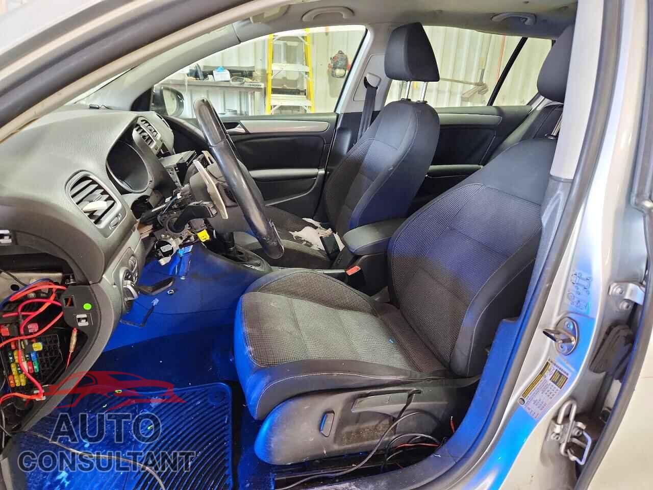 VOLKSWAGEN GOLF 2011 - WVWDM7AJ7BW347329