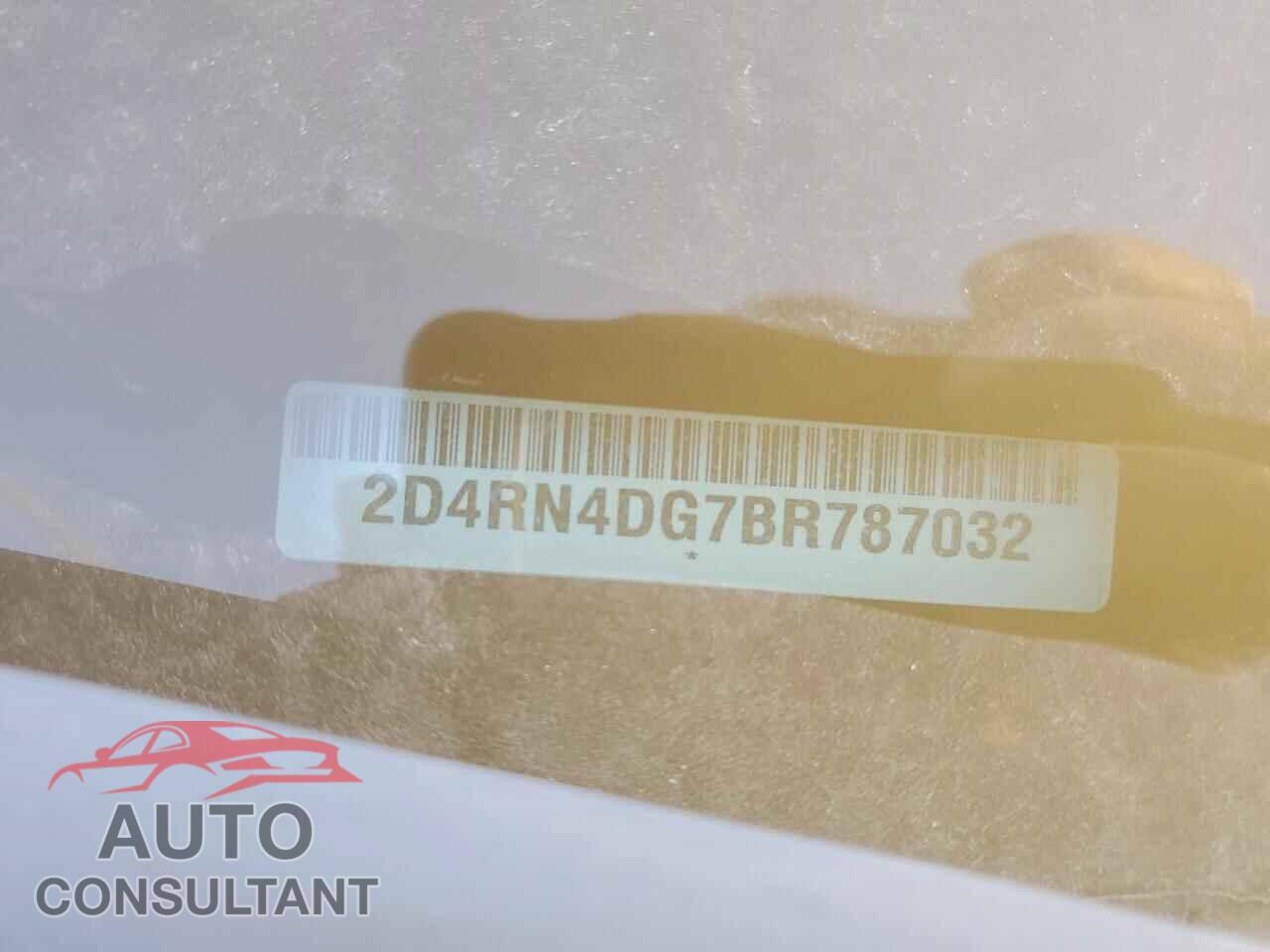 DODGE CARAVAN 2011 - 2D4RN4DG7BR787032