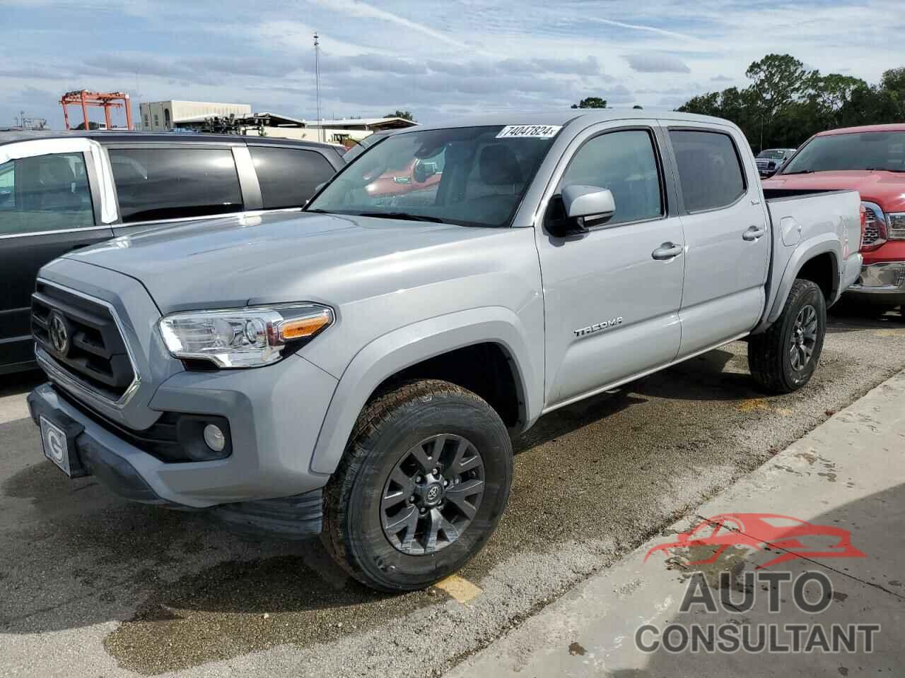 TOYOTA TACOMA 2021 - 5TFAZ5CN7MX100124