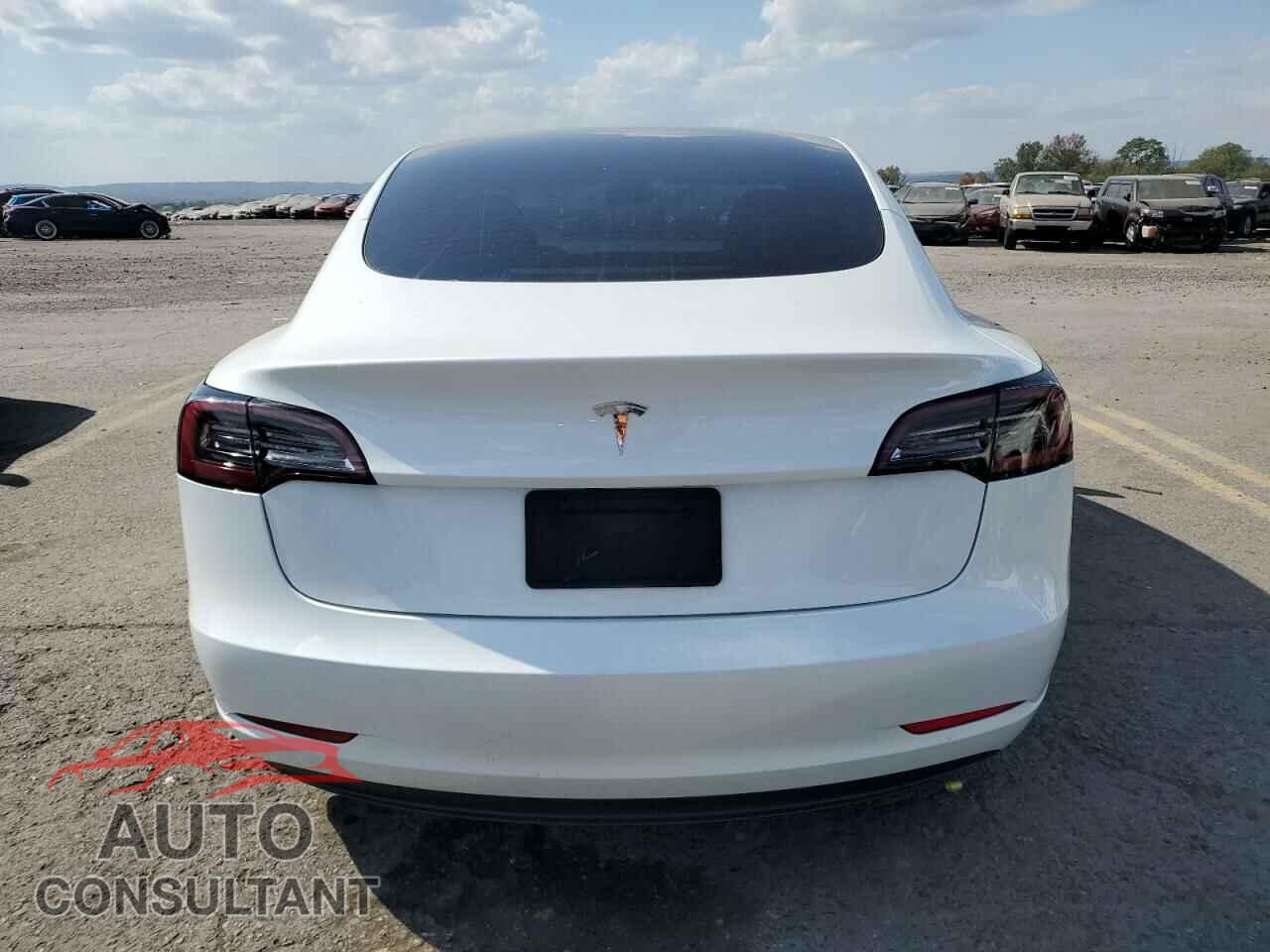 TESLA MODEL 3 2023 - 5YJ3E1EA5PF454360
