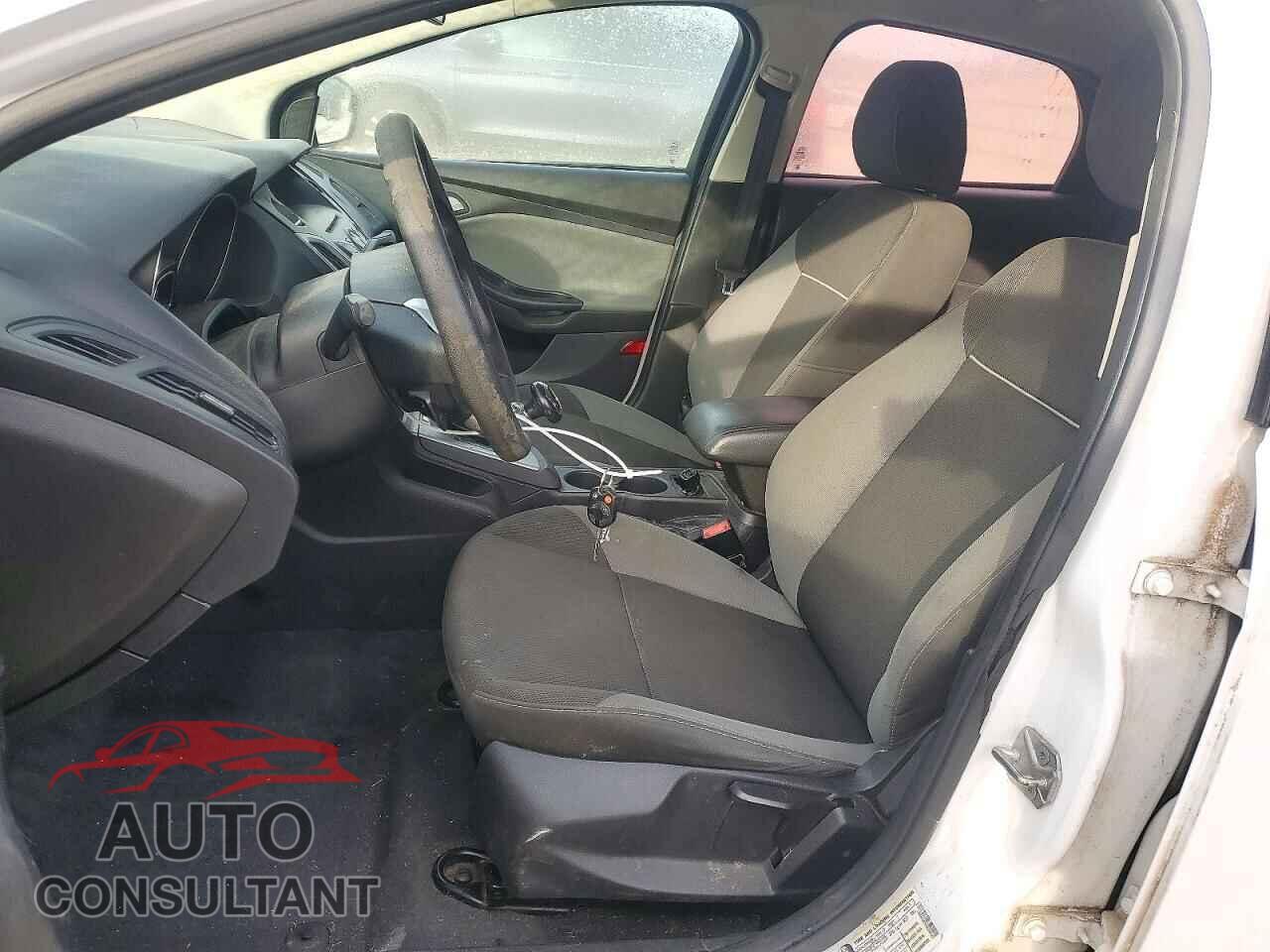 FORD FOCUS 2014 - 1FADP3F27EL282723