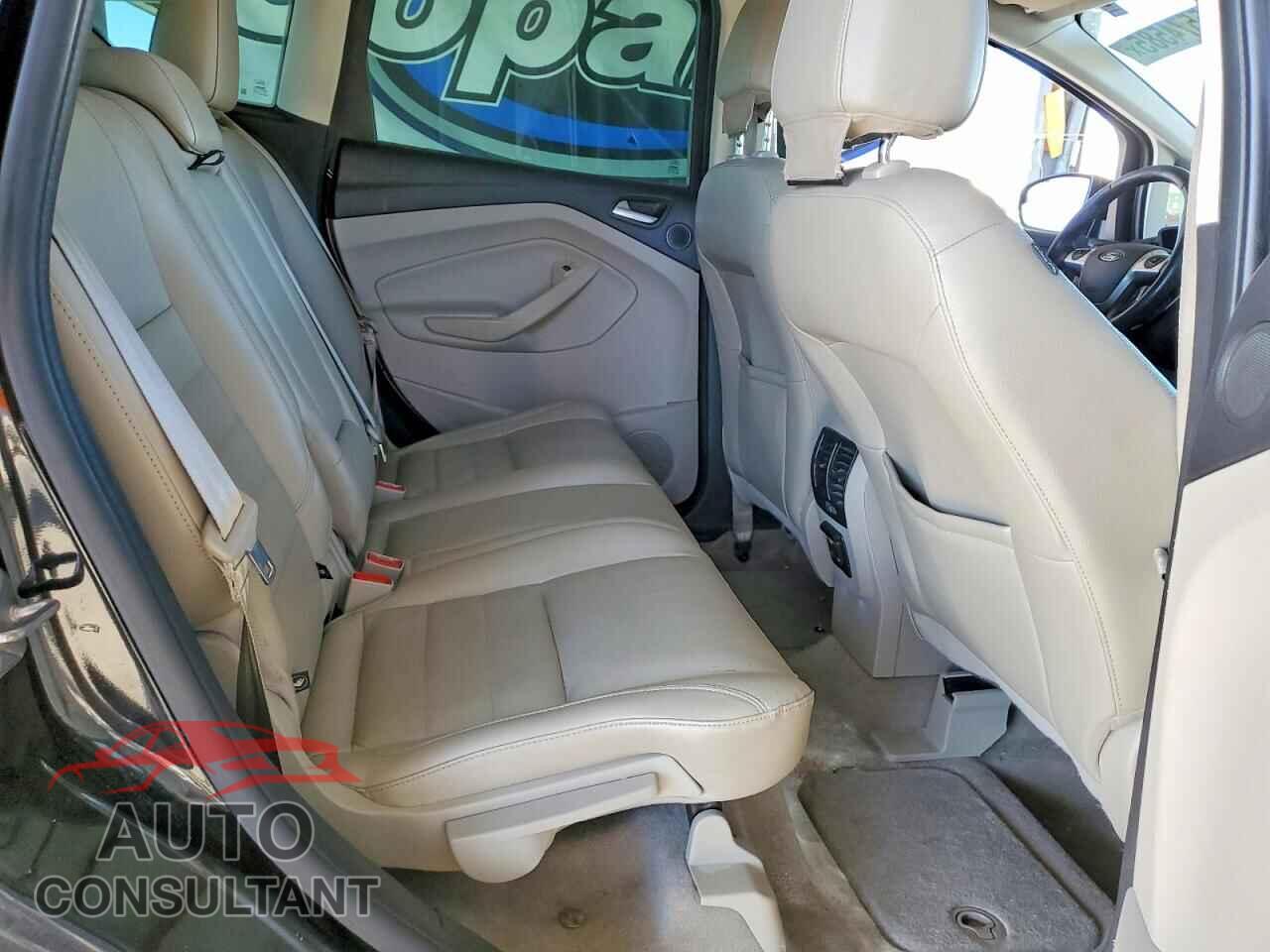 FORD CMAX 2014 - 1FADP5BU6EL503196