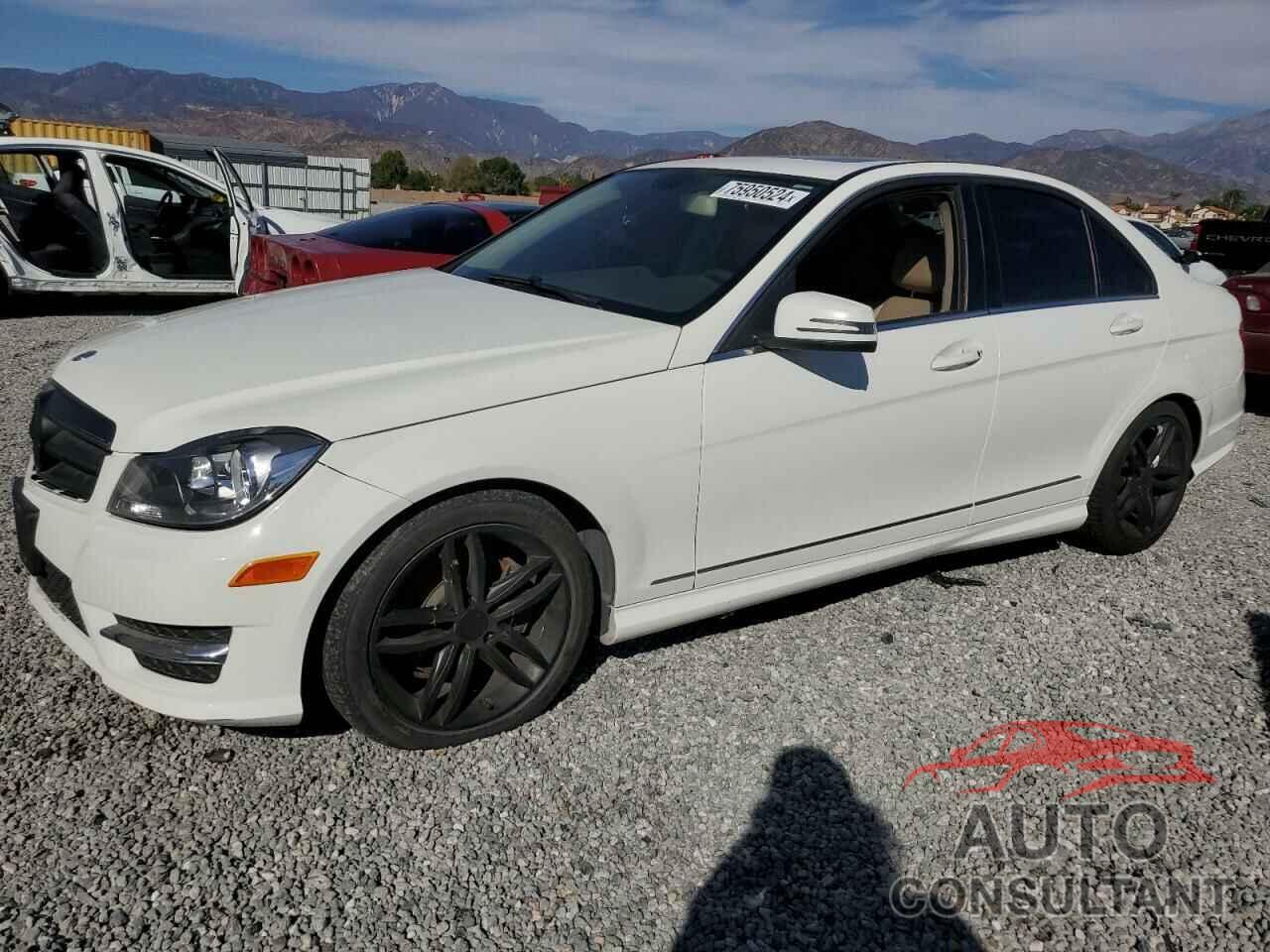 MERCEDES-BENZ C-CLASS 2014 - WDDGF4HBXEA930845