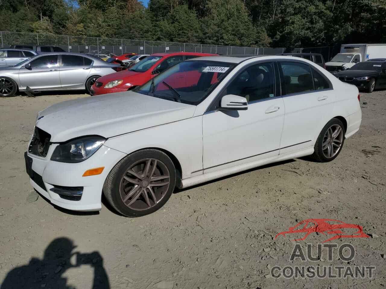 MERCEDES-BENZ C-CLASS 2013 - WDDGF8AB3DR278104