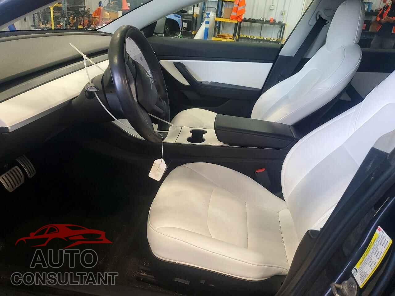 TESLA MODEL 3 2018 - 5YJ3E1EB6JF079983