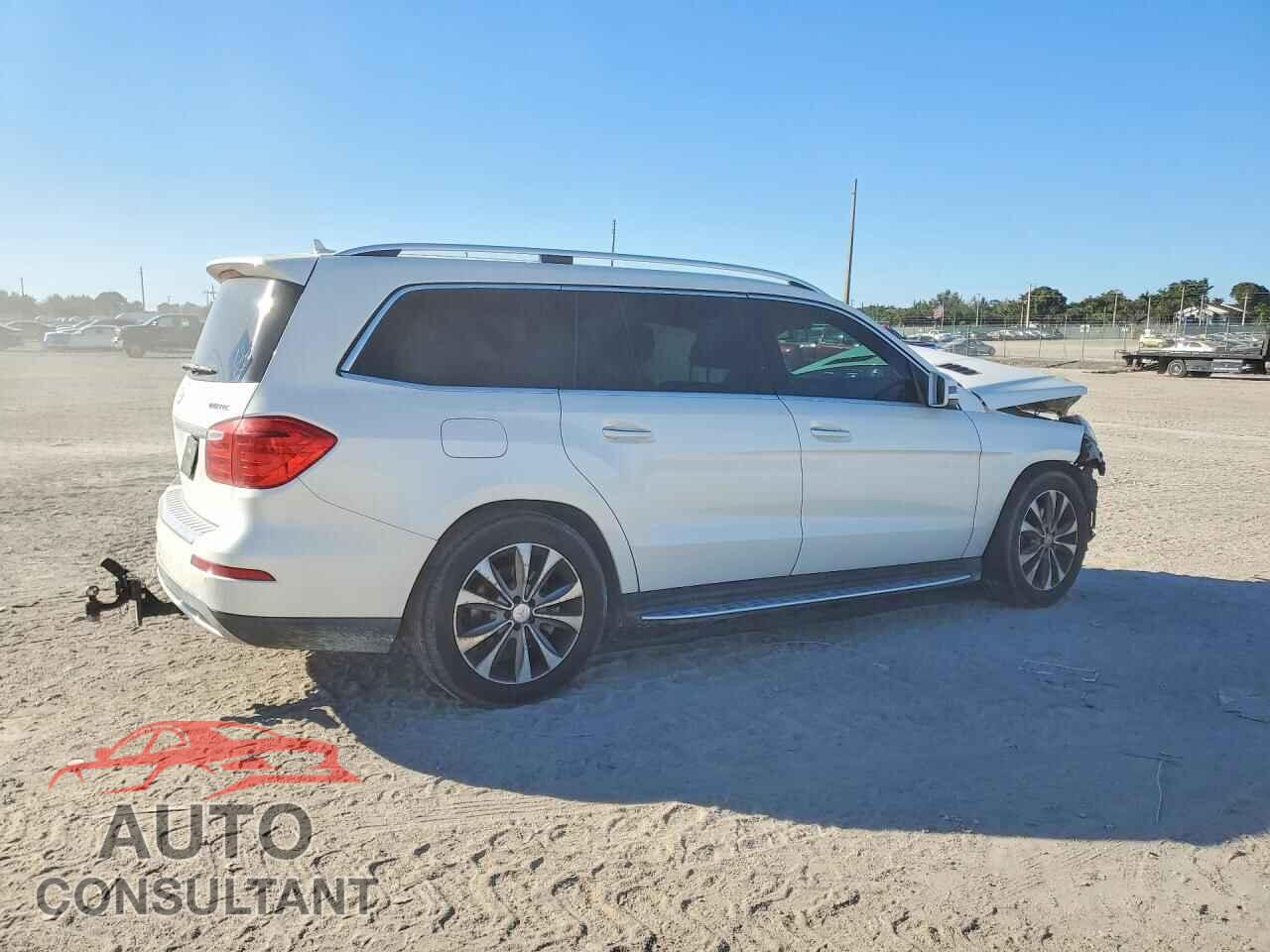 MERCEDES-BENZ GL-CLASS 2015 - 4JGDF2EE5FA587813